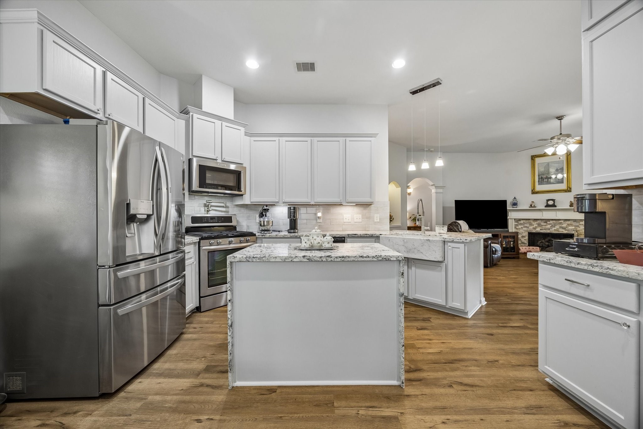 21907 Sunvolt Court Property Photo 13