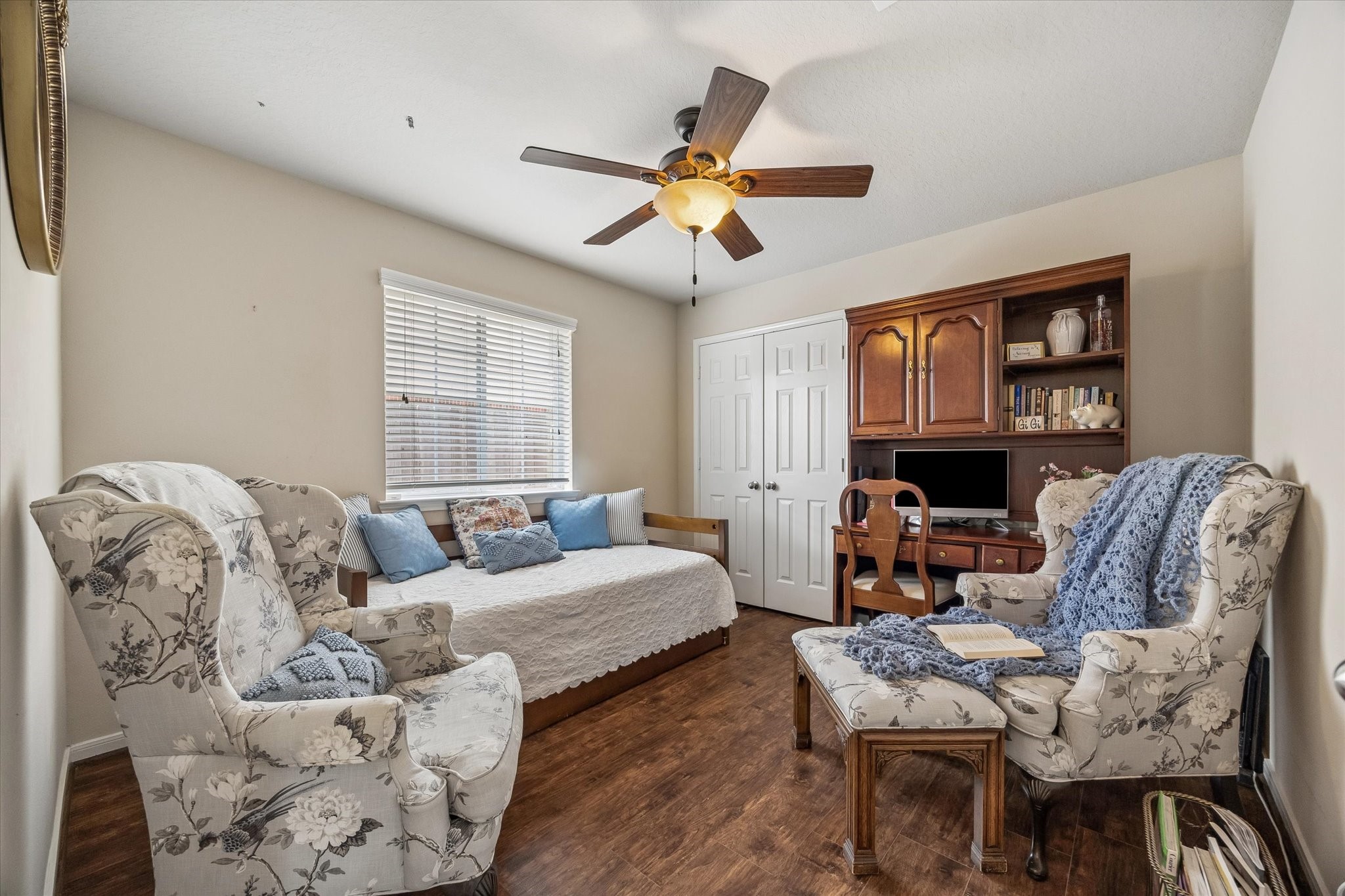 21907 Sunvolt Court Property Photo 22