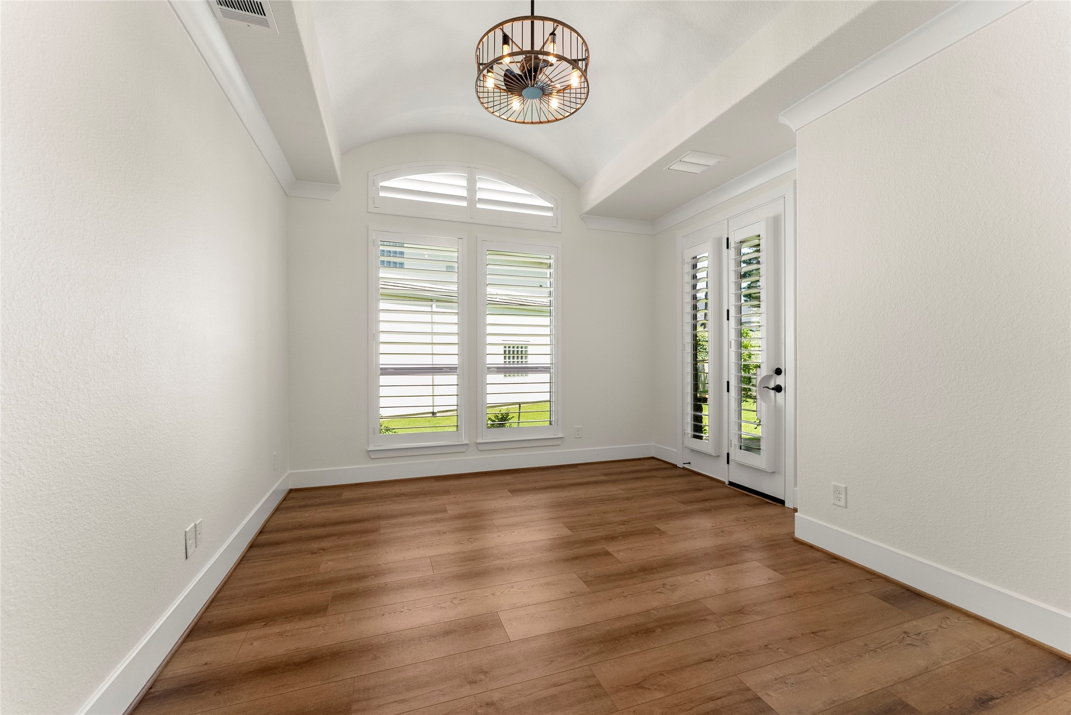 18 Dawning Flower Drive Property Photo 17