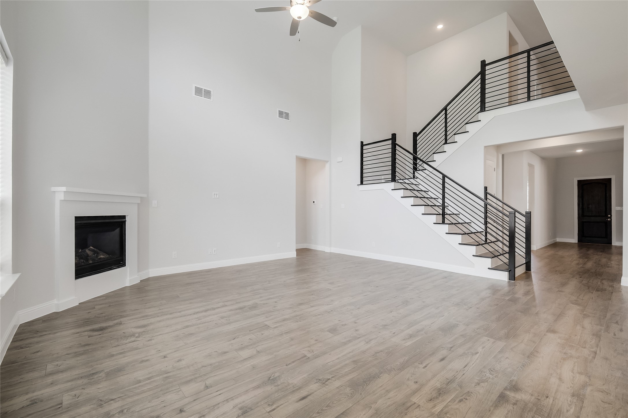 2020 Thimbleberry Lane Property Photo 6
