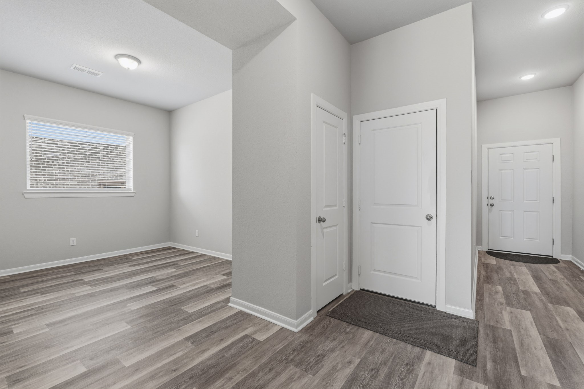 10055 Napier Drive Property Photo 7