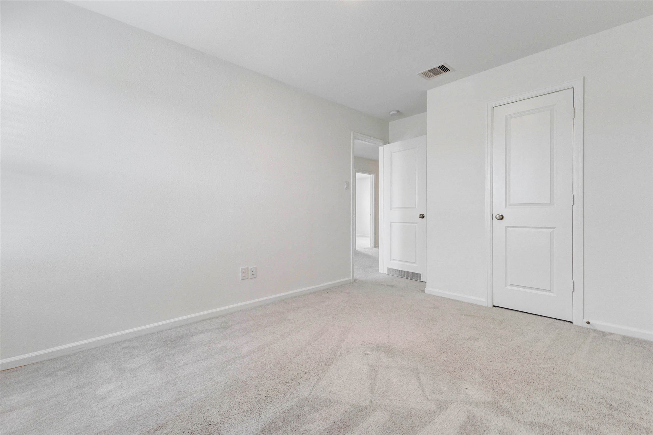 27030 Breakaway Lane Property Photo 29