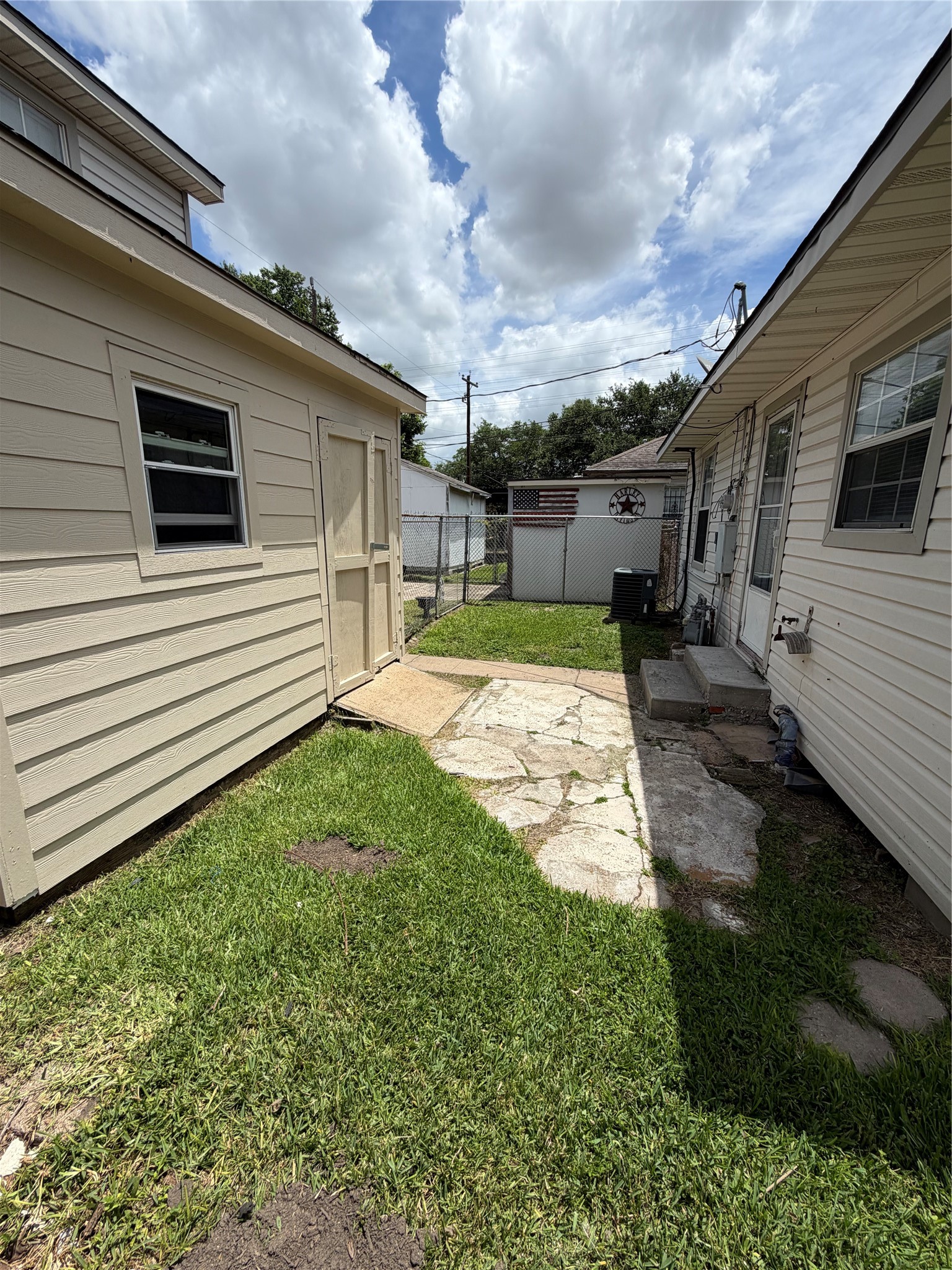 111 Inlane Street Property Photo 13