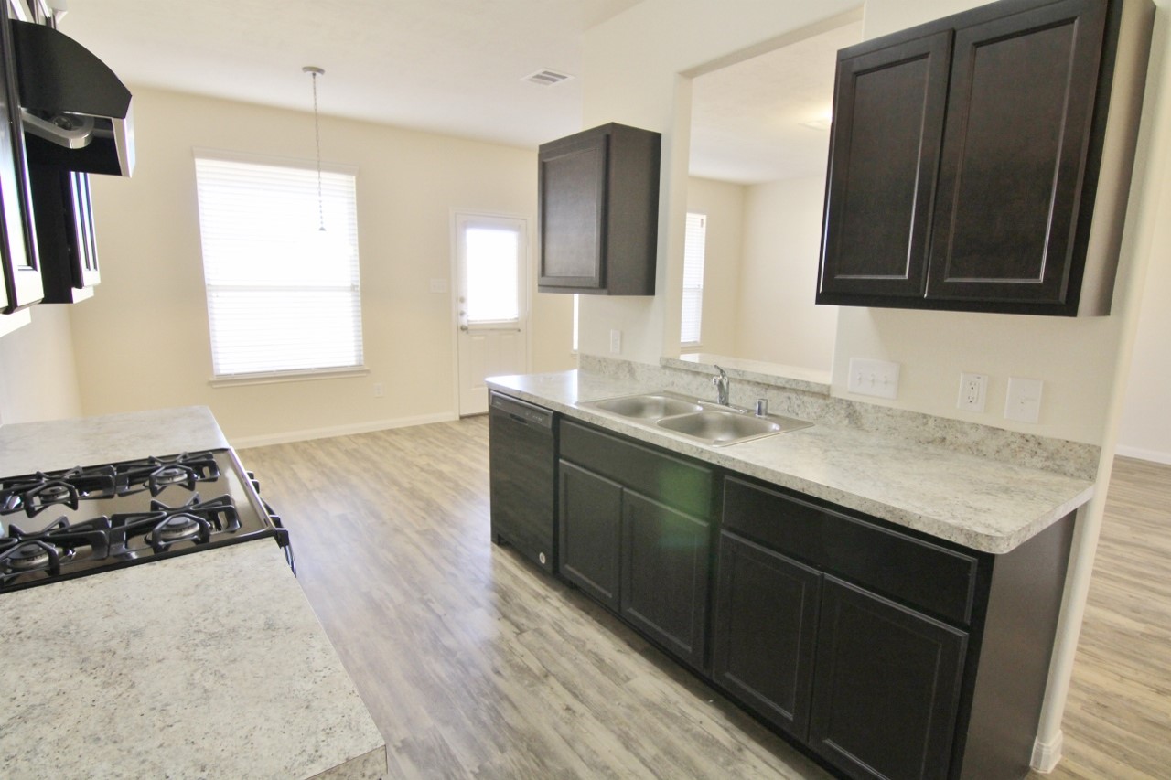 18206 Bethany Manor Court Property Photo 6