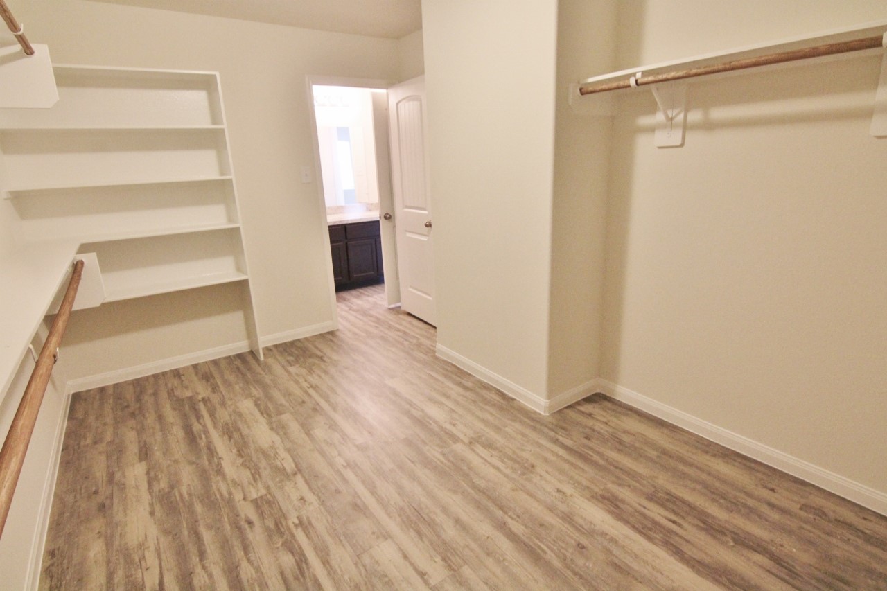 18206 Bethany Manor Court Property Photo 14