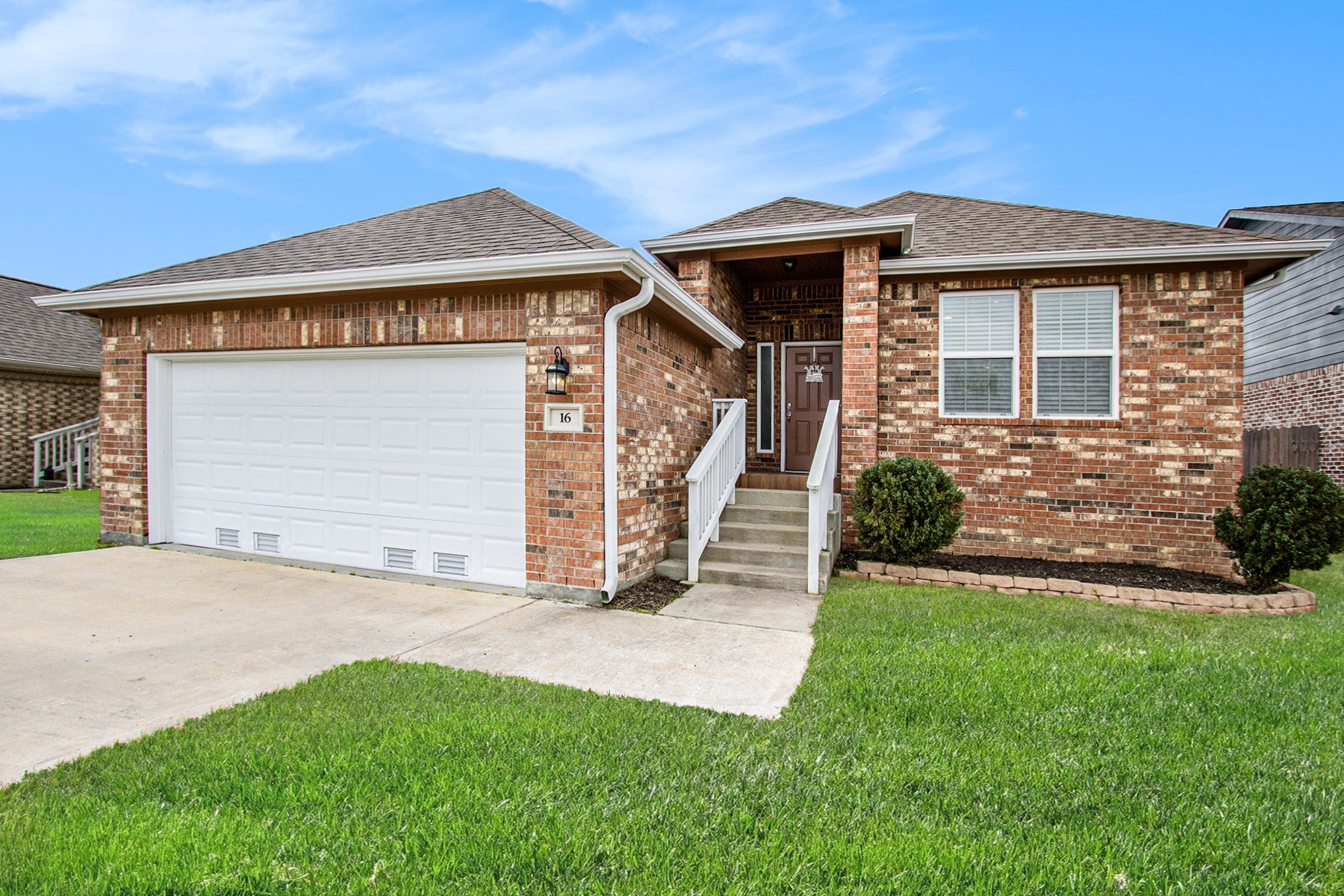 16 N Forrest Avenue Property Photo