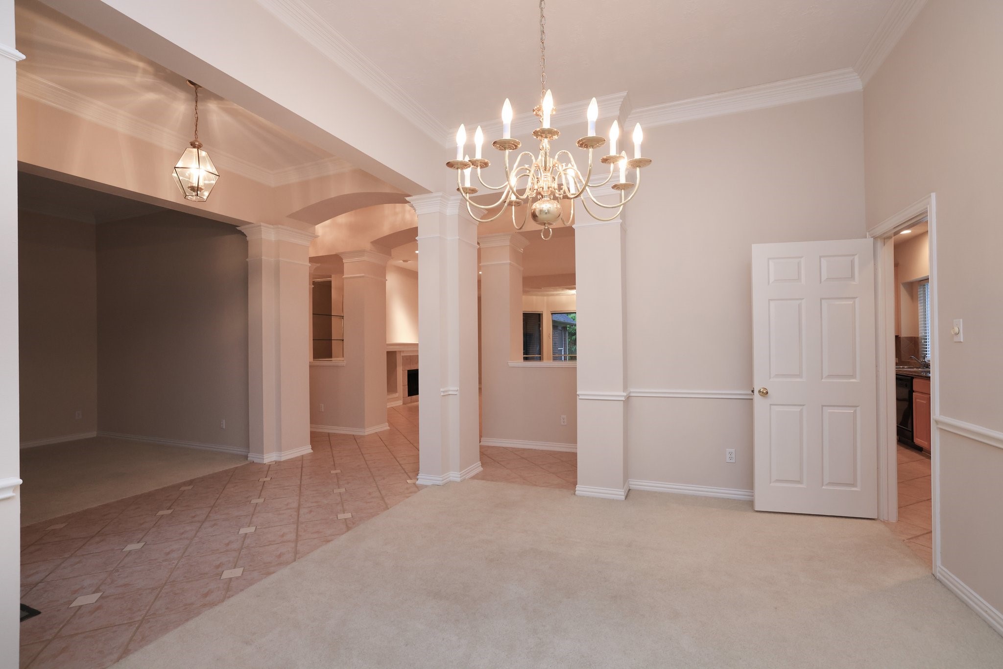17222 Leeside Drive Property Photo 6