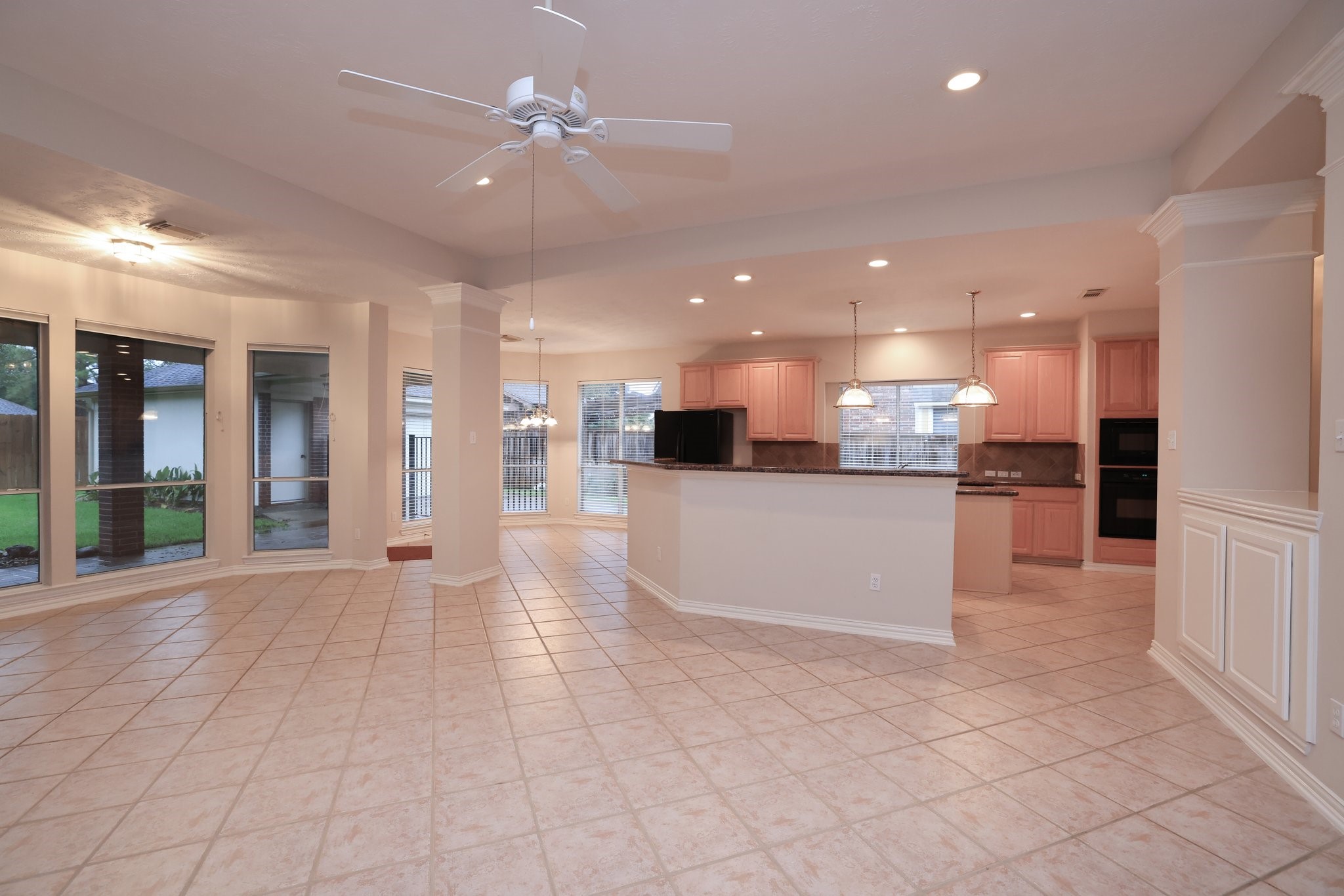 17222 Leeside Drive Property Photo 12