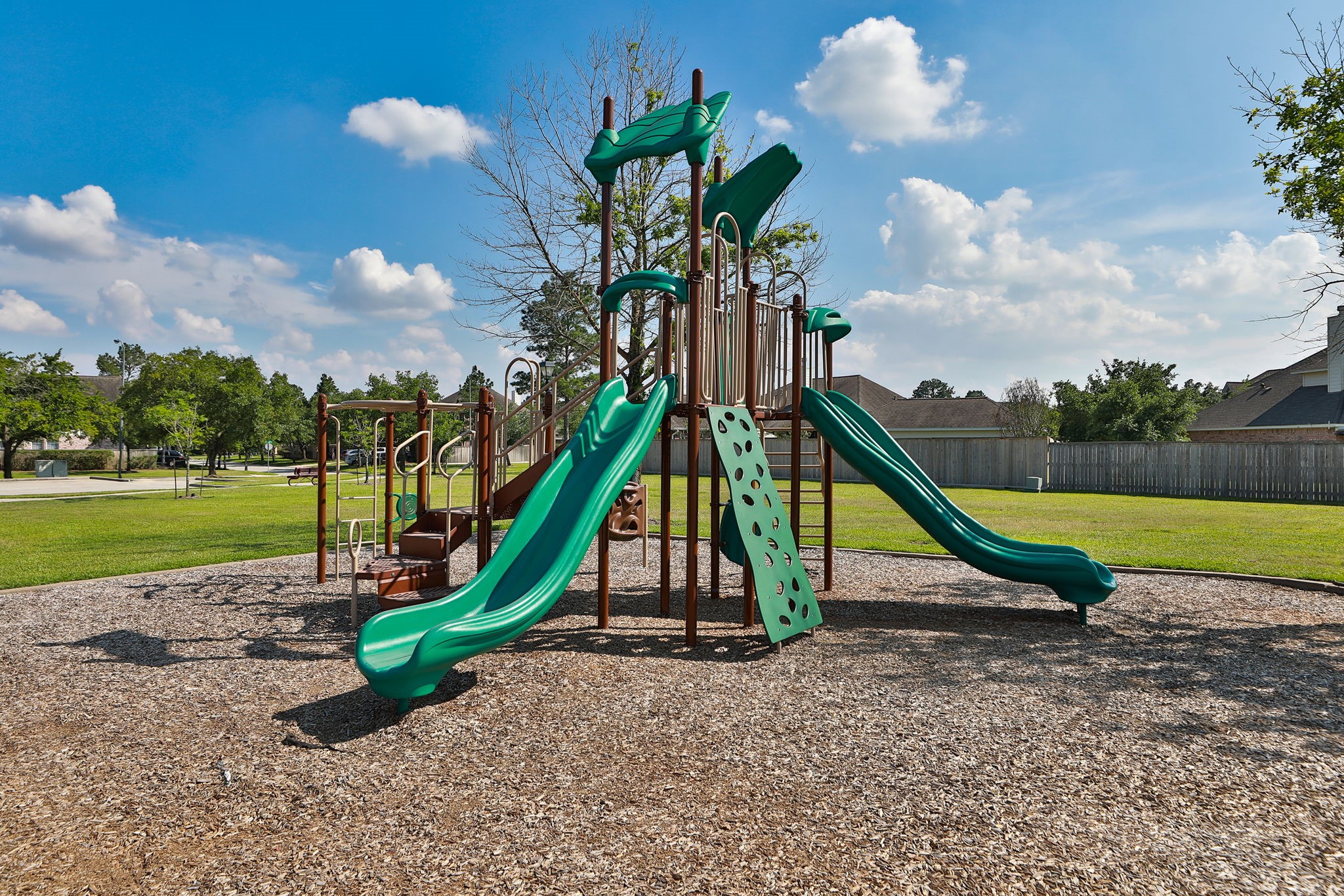 17222 Leeside Drive Property Photo 36