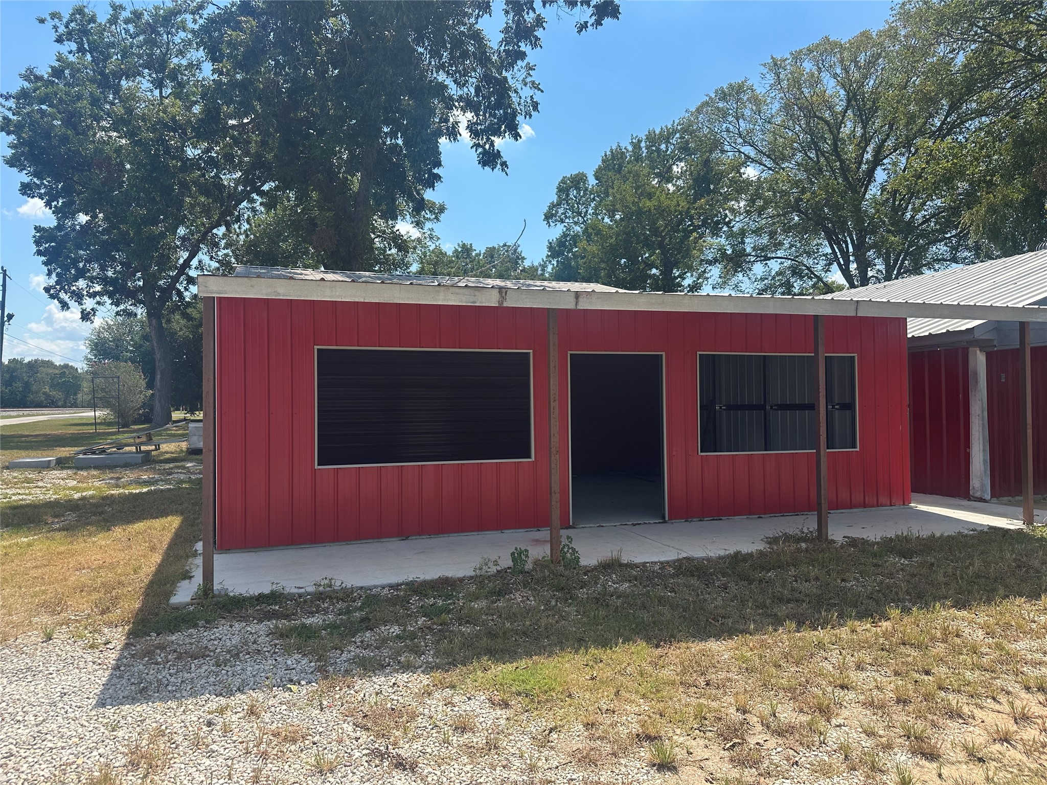 10950 Highway 150 Property Photo 7