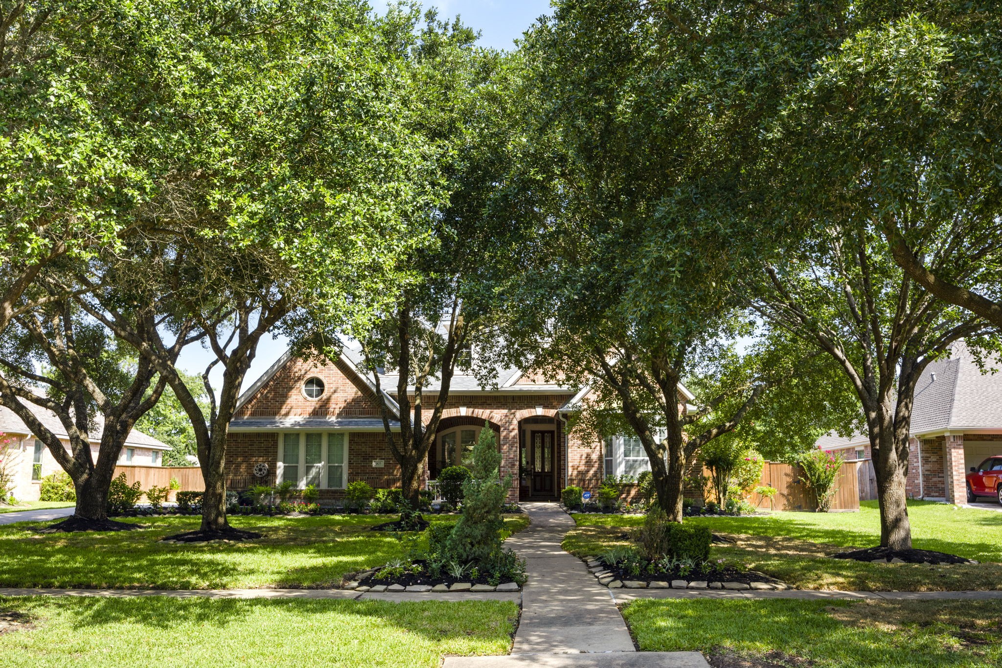 903 Lake Grayson Drive
