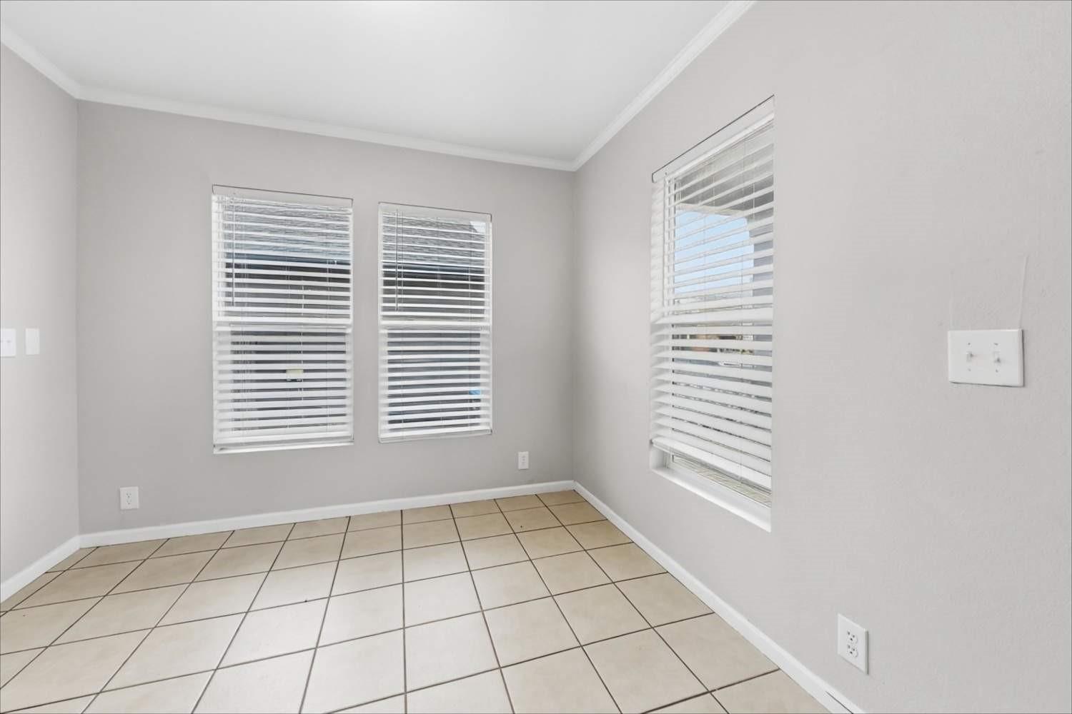 6133 River Pointe Drive Property Photo 5