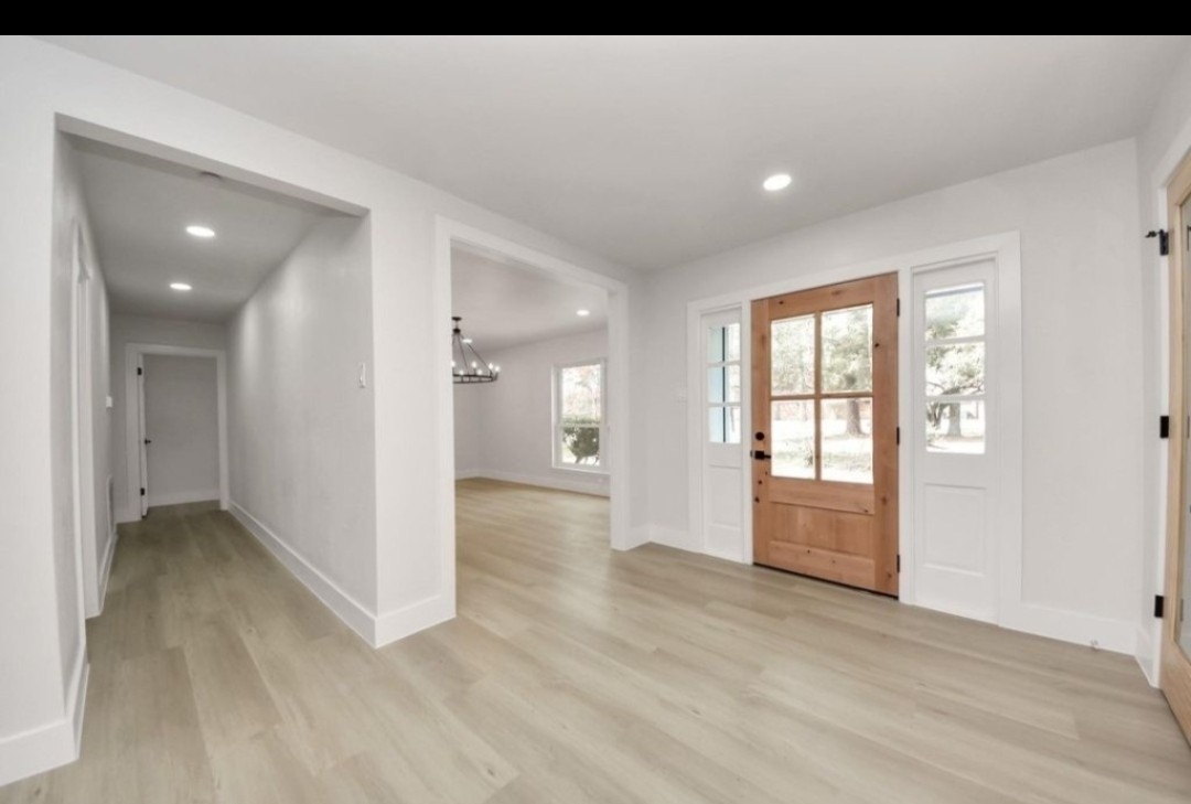 26206 Maplewood Drive Property Photo 6