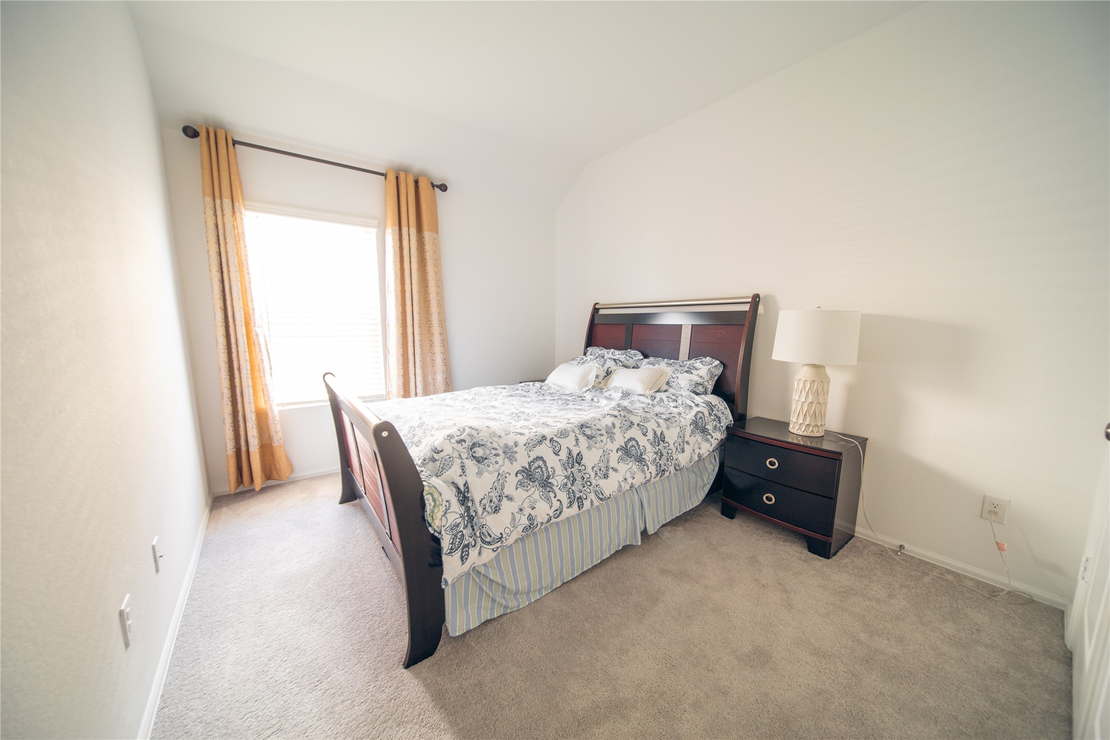 2607 Olivine Stone Drive Property Photo 11