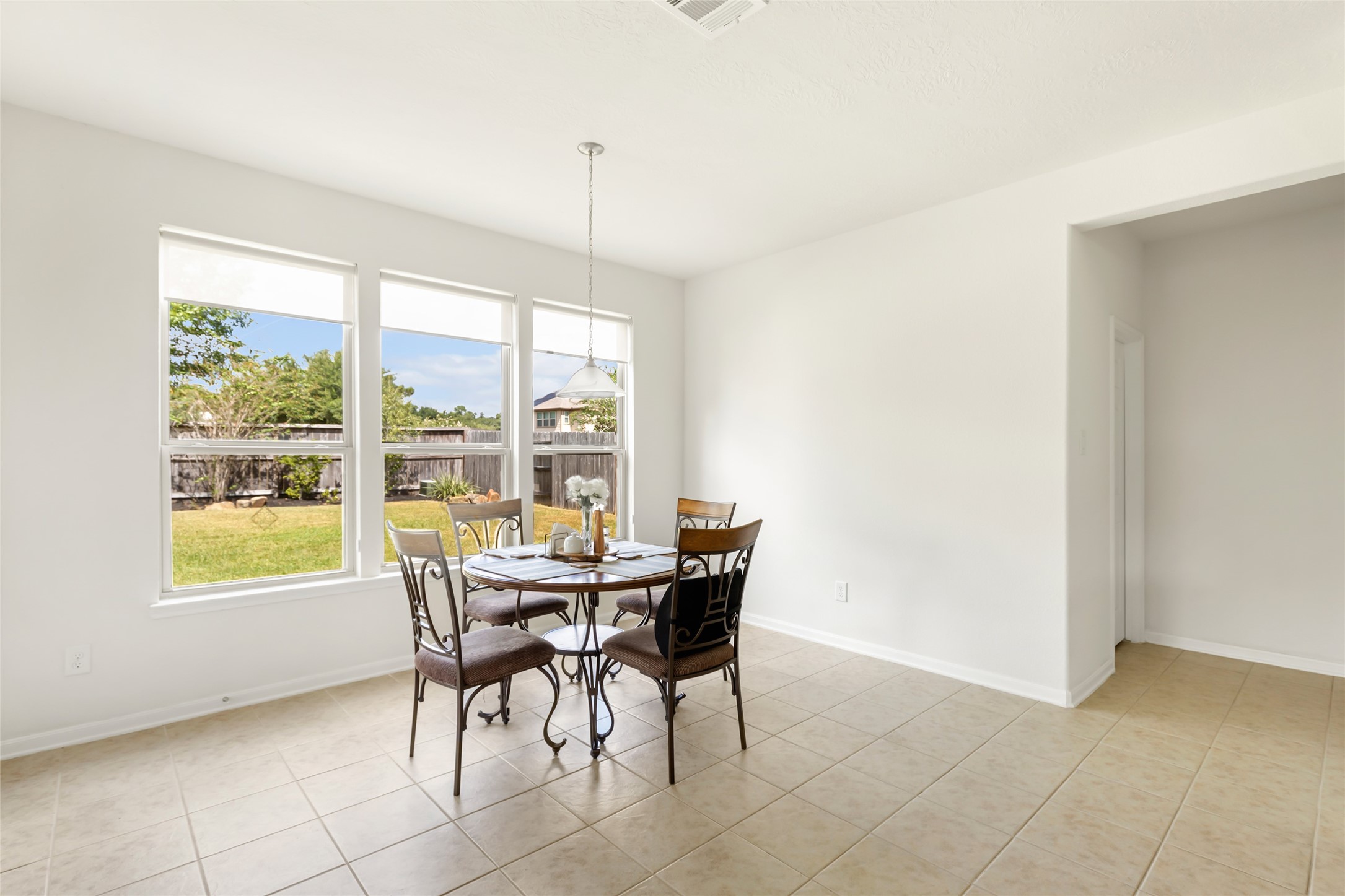 10318 Peeble Trail Court Property Photo 13