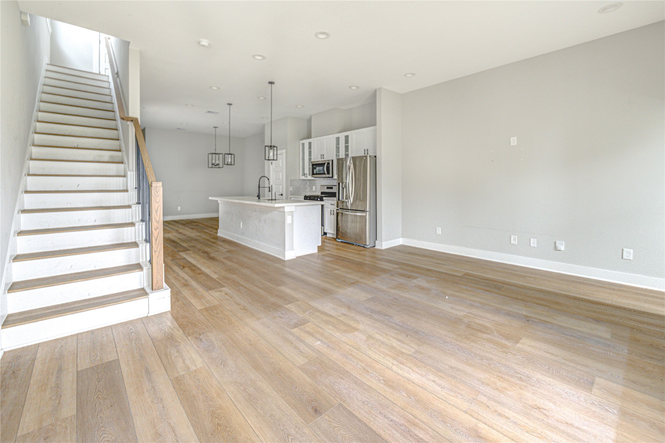 4220 Mckinley Street Property Photo 19