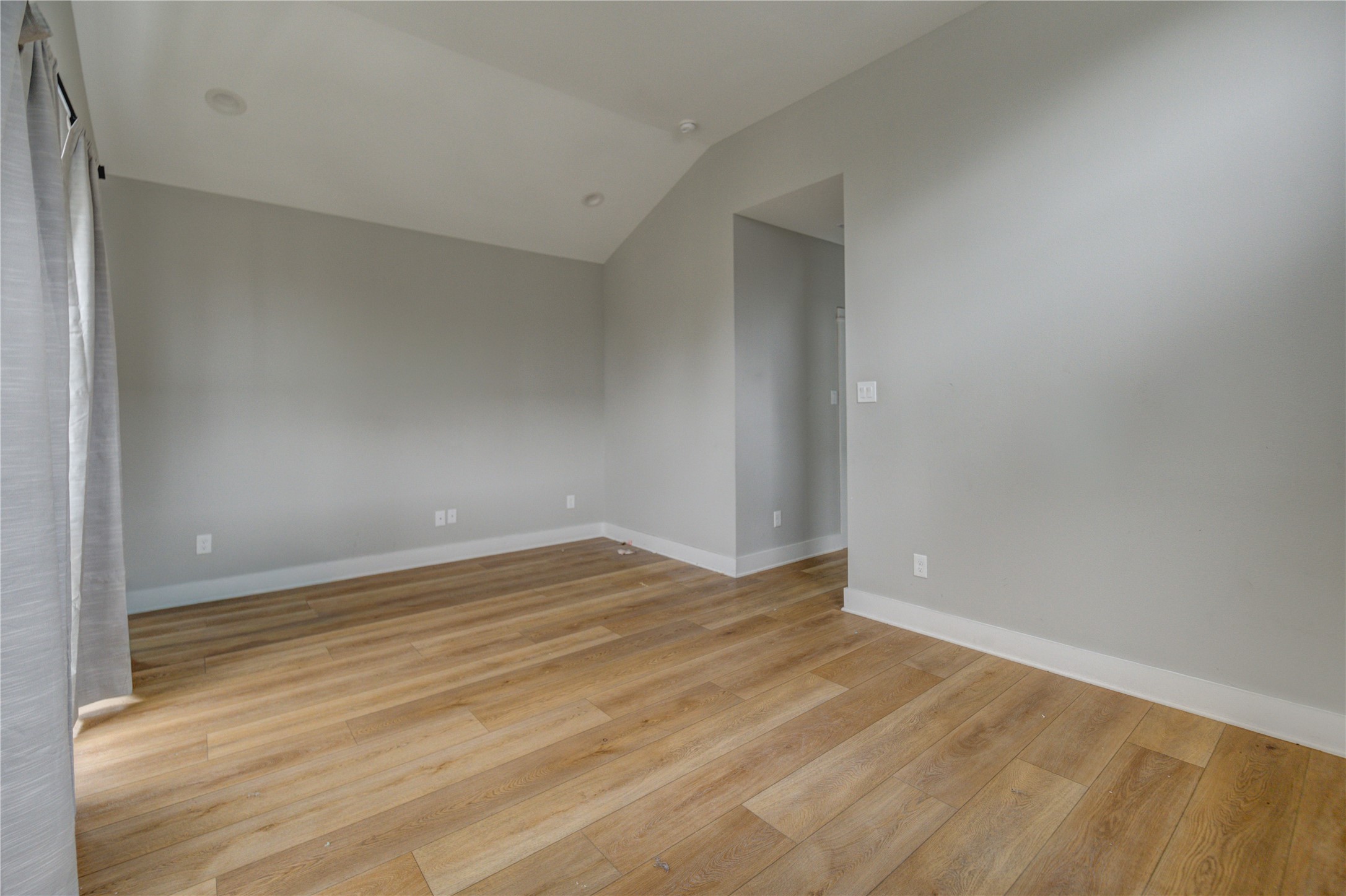 4220 Mckinley Street Property Photo 43