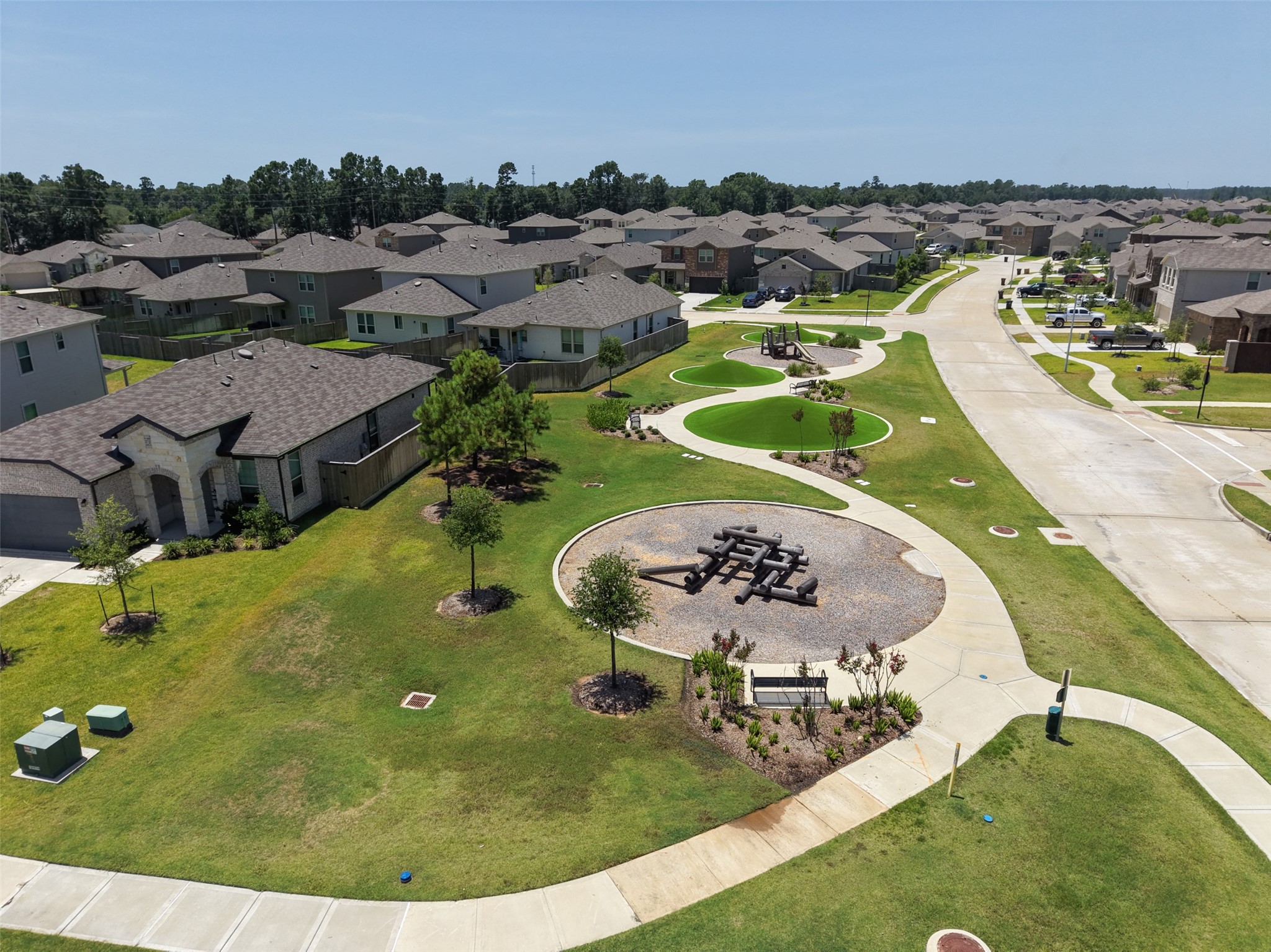 14866 Ash Landing Drive Property Photo 2