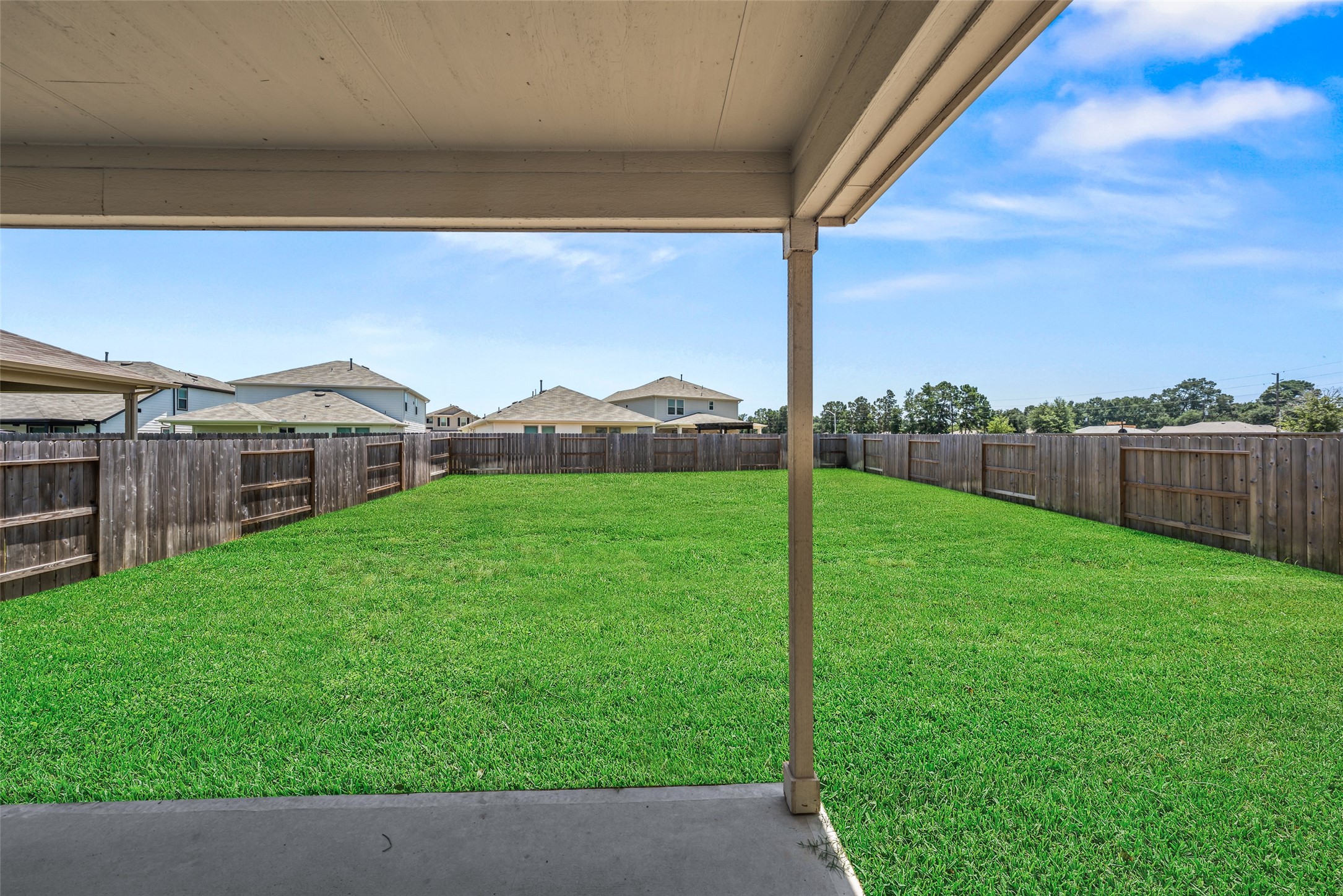14866 Ash Landing Drive Property Photo 9