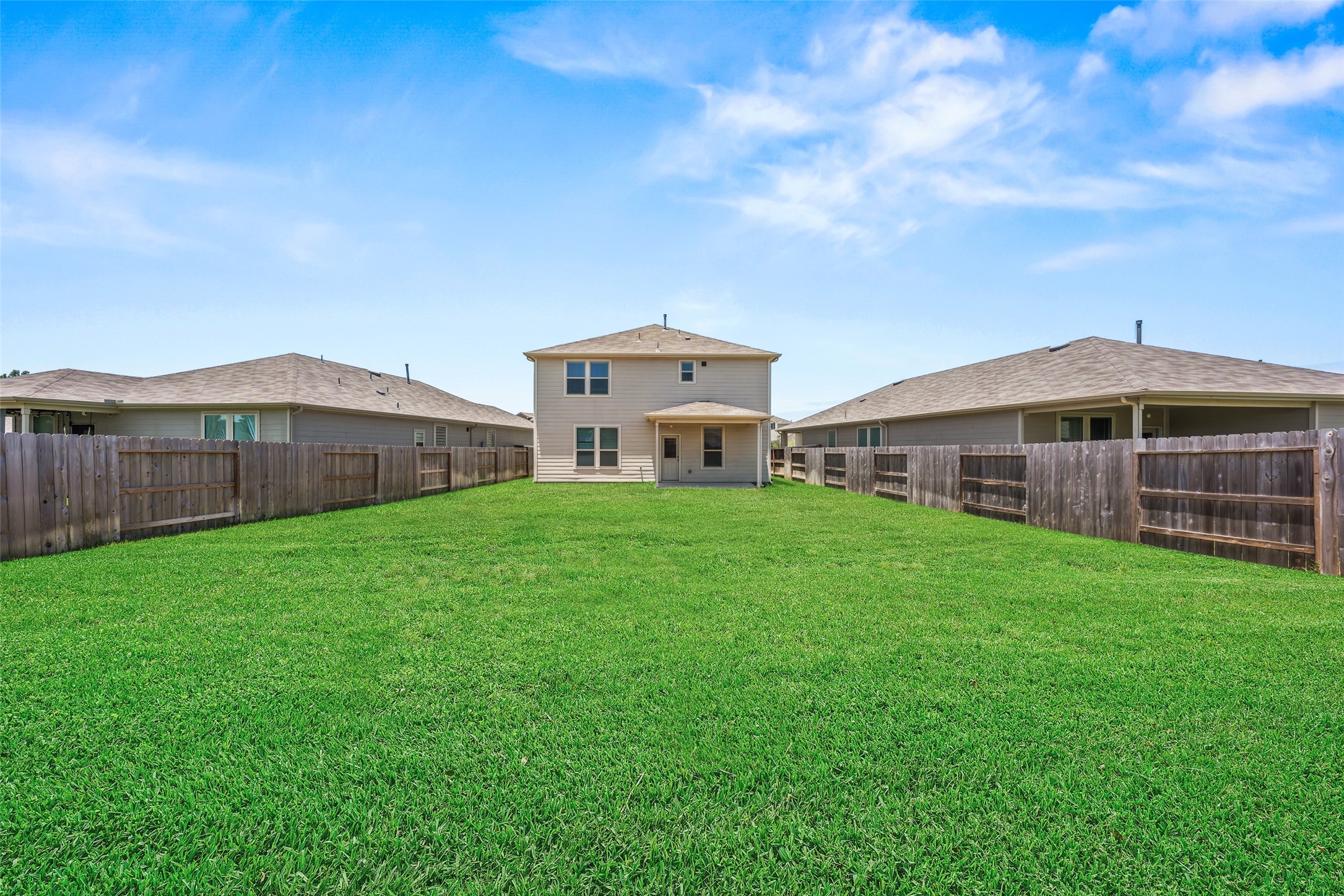 14866 Ash Landing Drive Property Photo 10