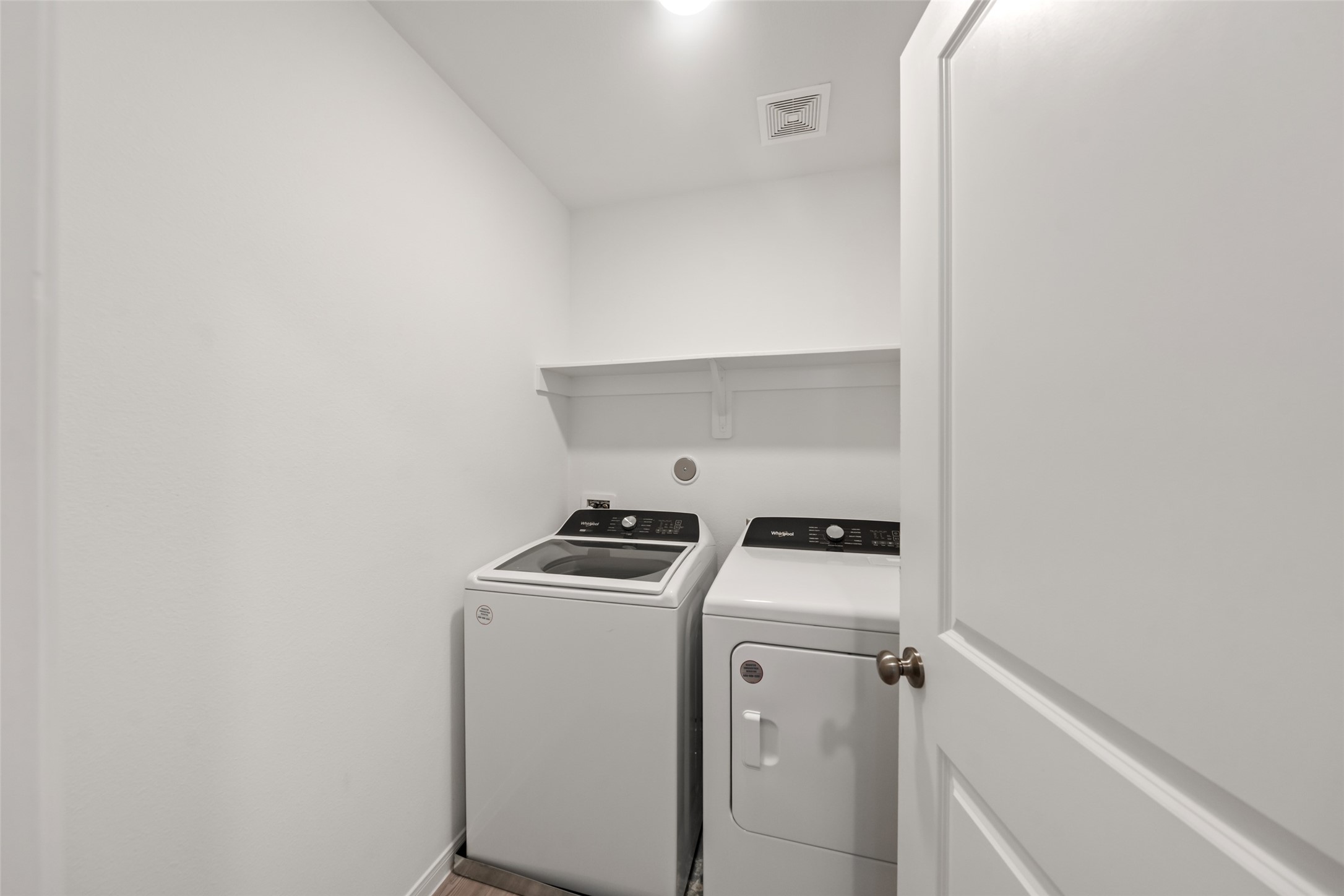 14866 Ash Landing Drive Property Photo 18