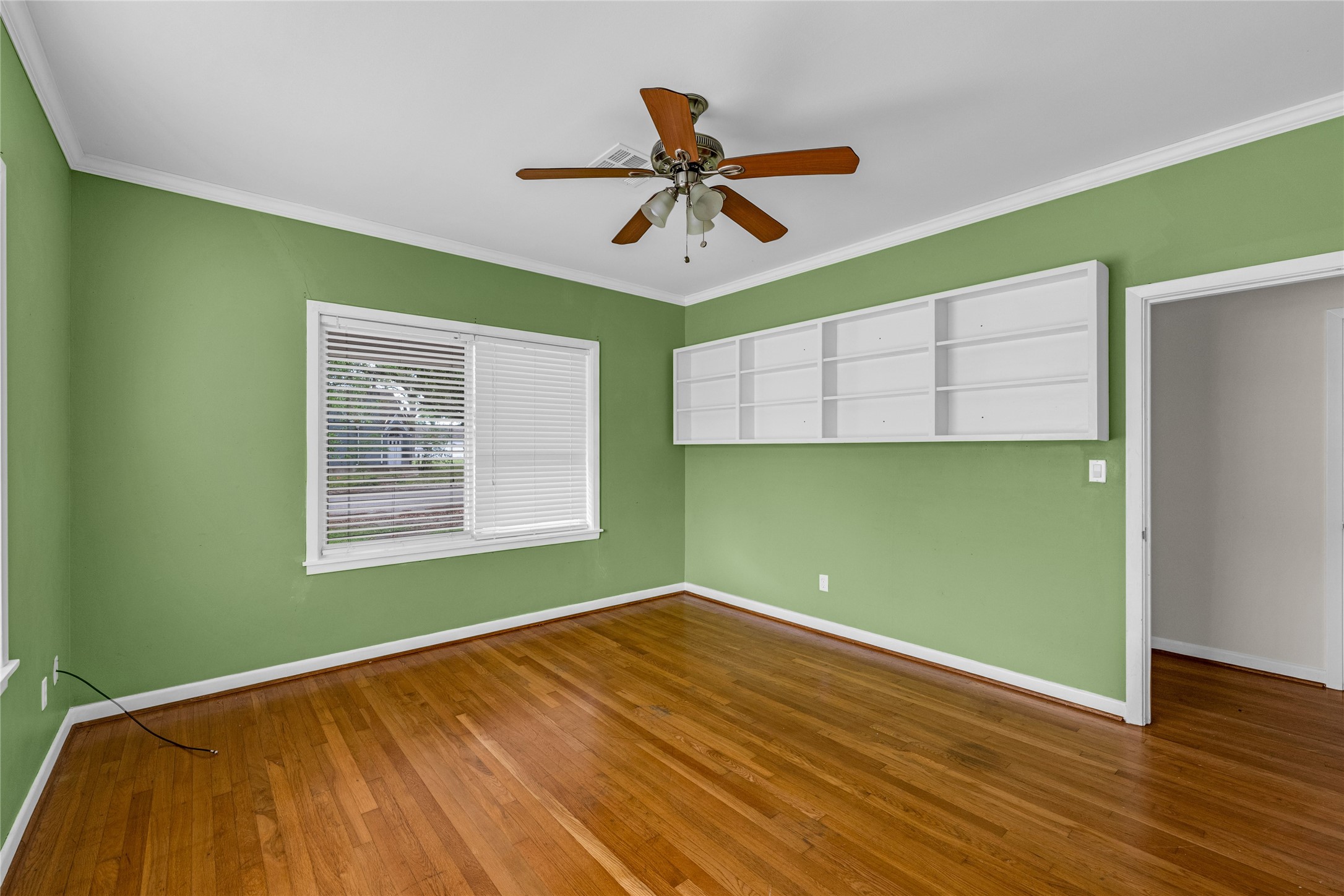 2527 Avenue G Property Photo 11