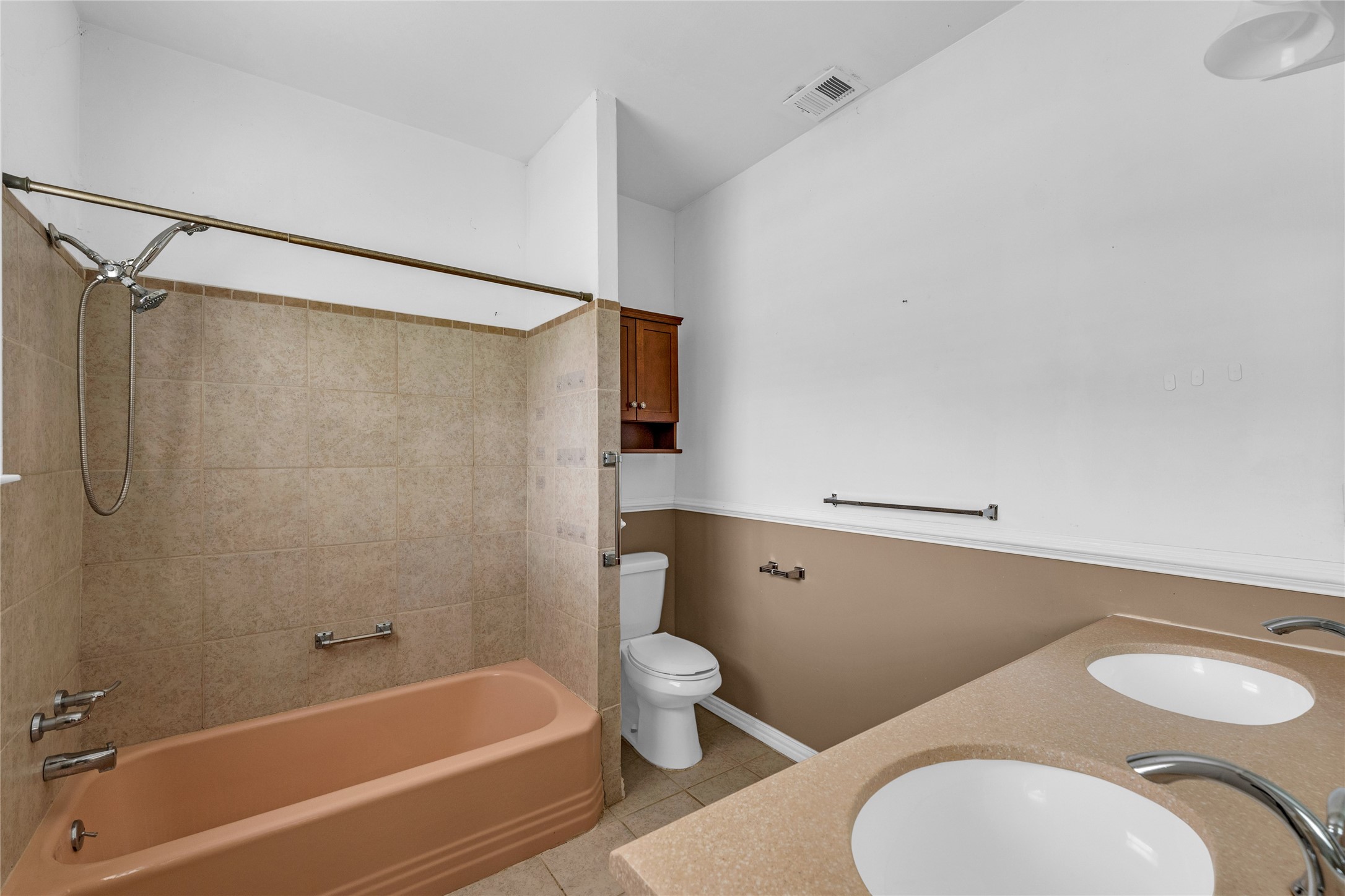 2527 Avenue G Property Photo 14
