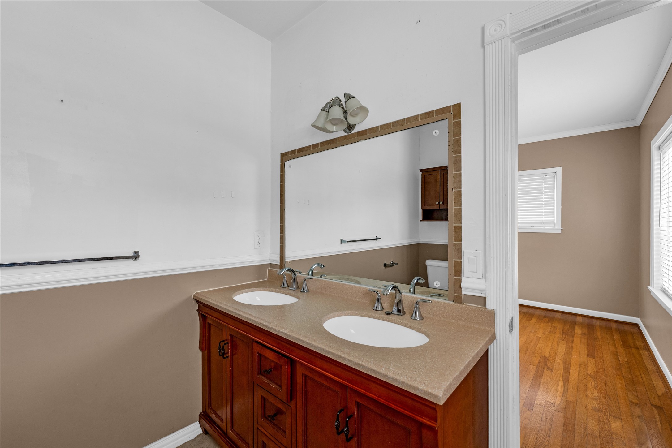 2527 Avenue G Property Photo 15