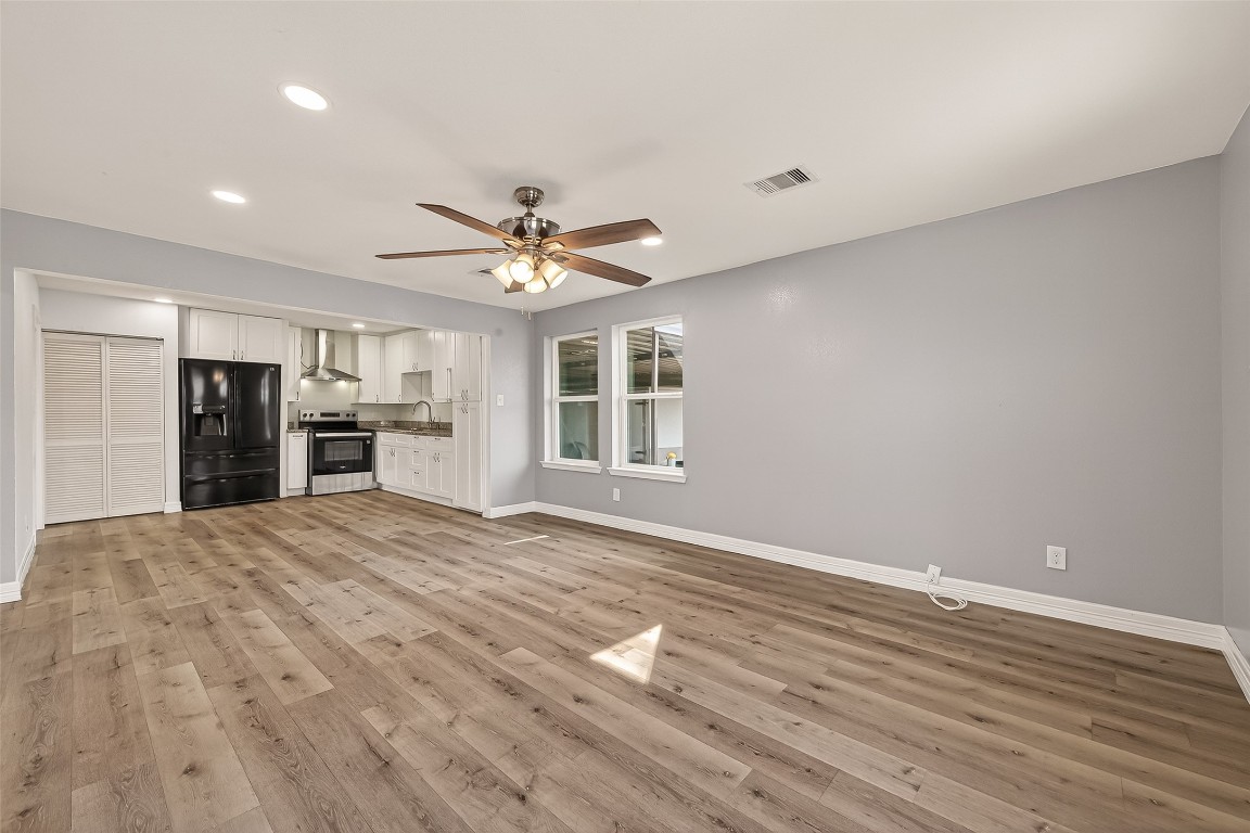 7436 Abilene Street Property Photo 6