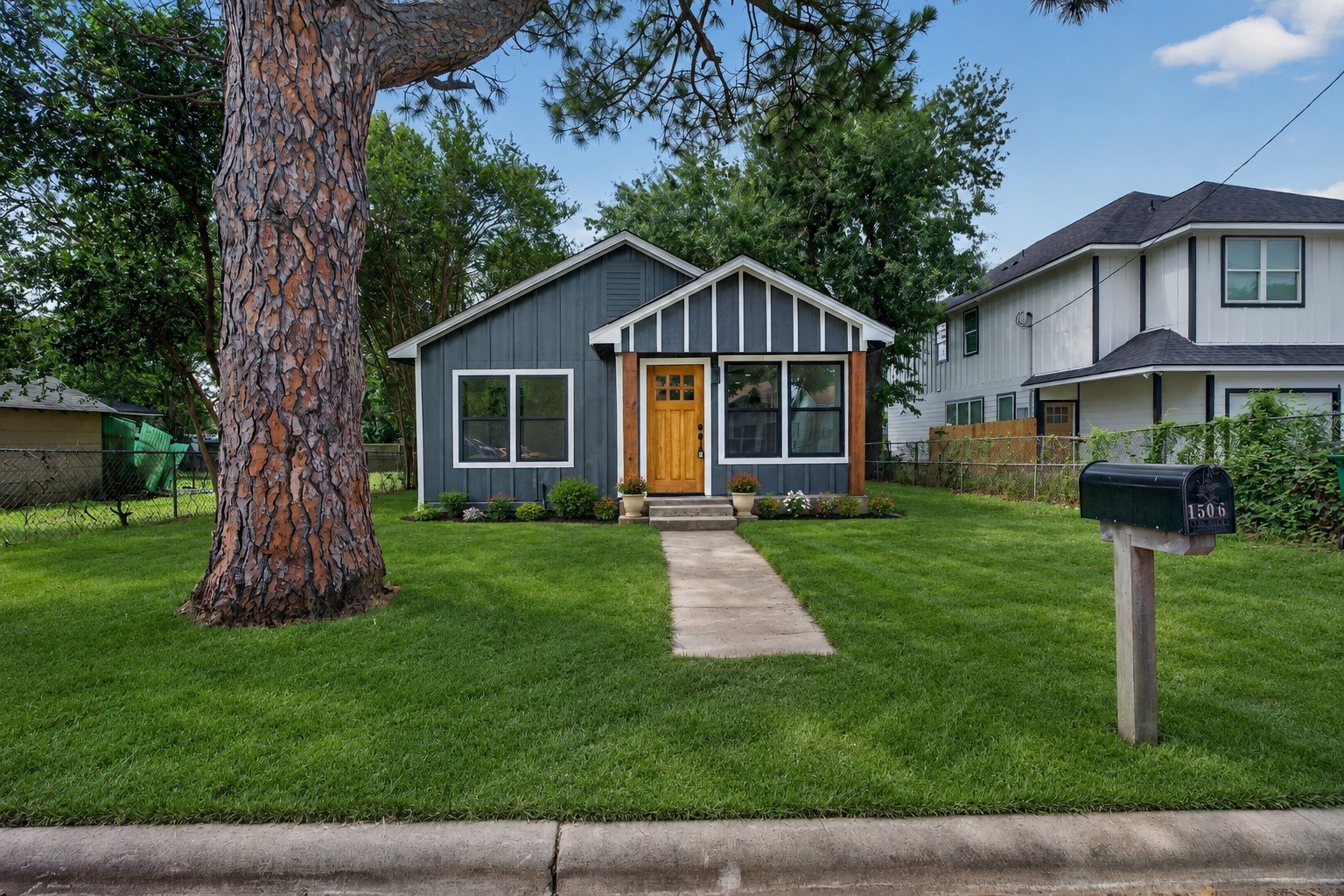 1506 Clay Street Property Photo 28