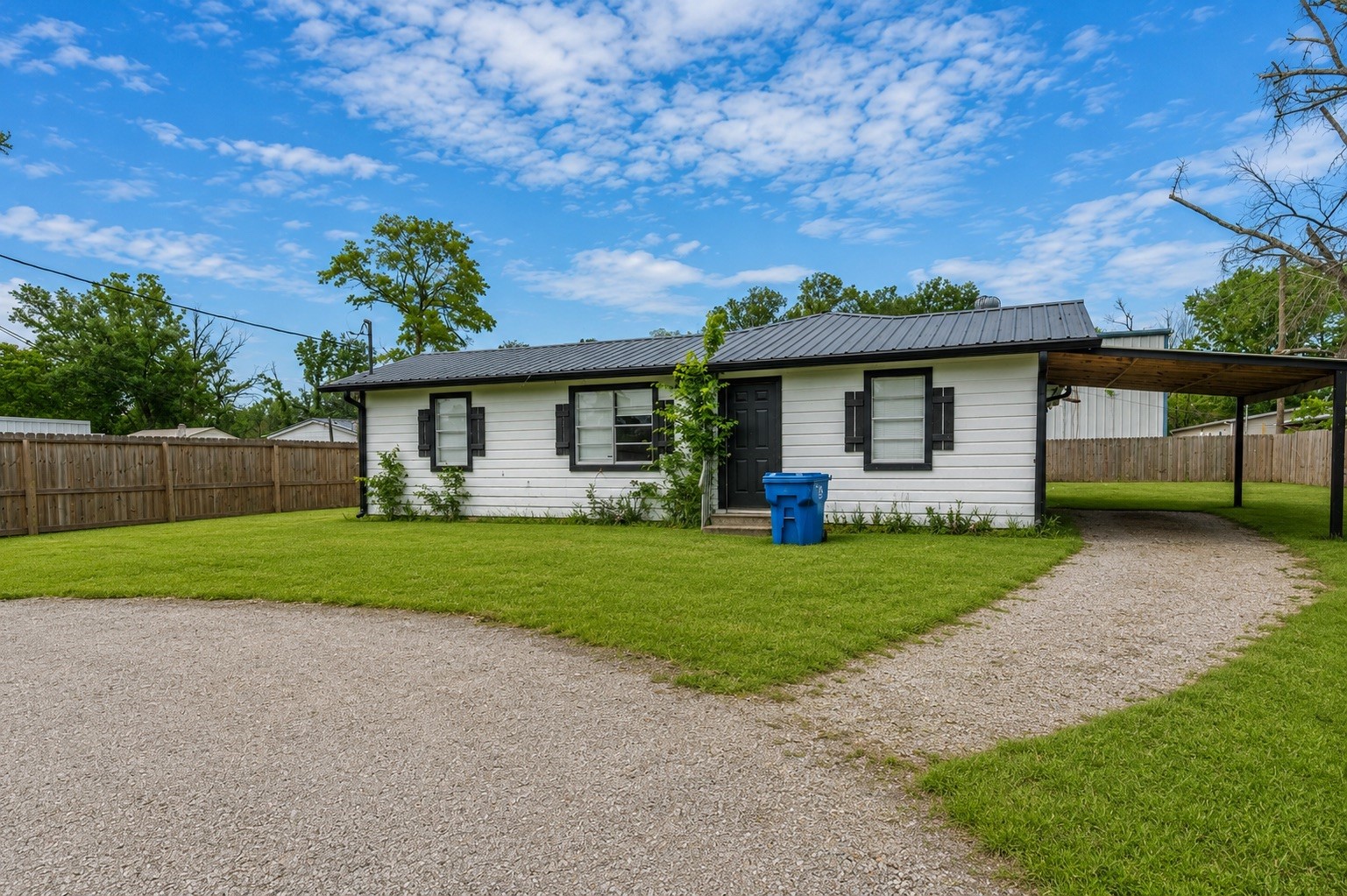 22316 E Martin Drive Property Photo 21