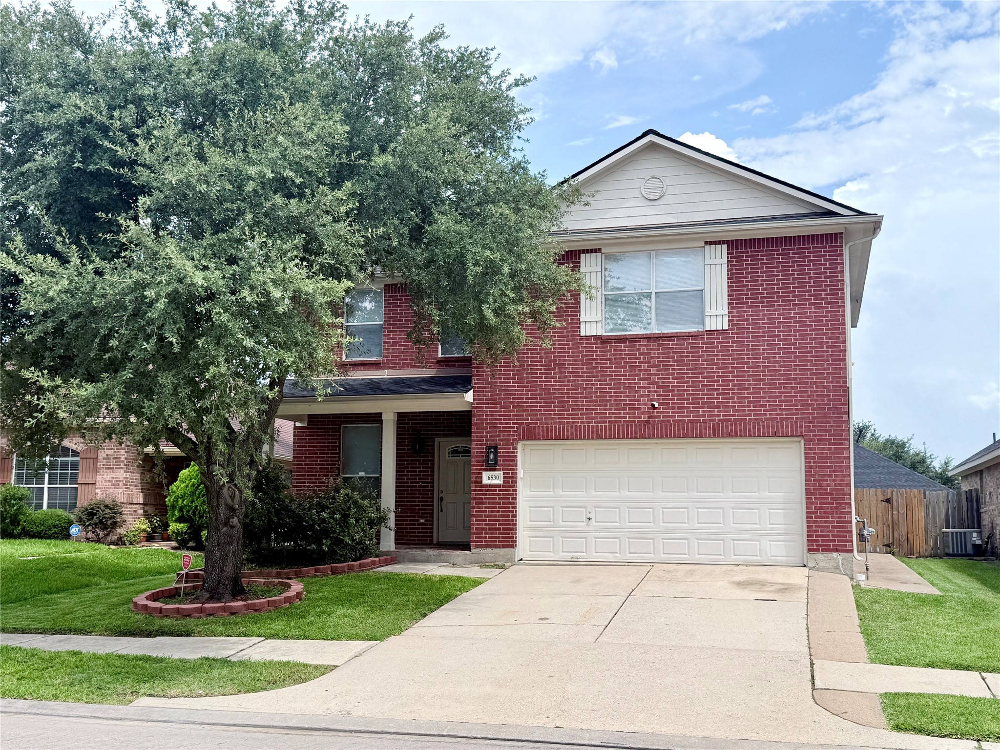 6530 Signal Point Lane Property Photo 1