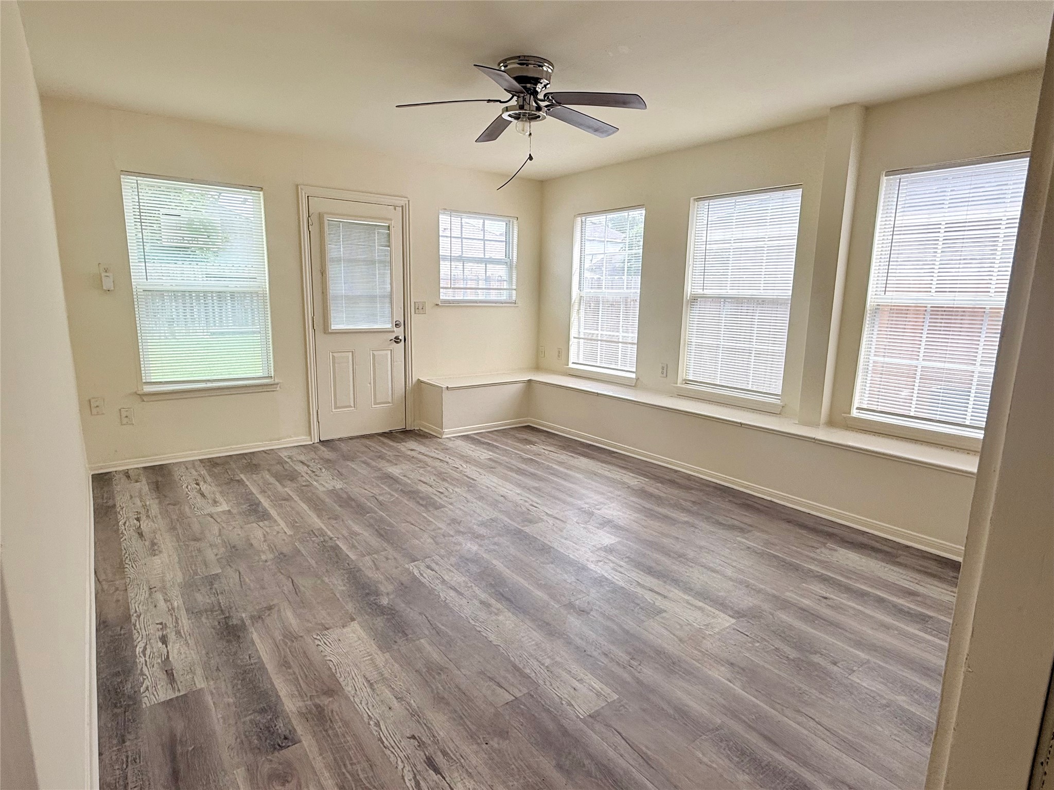 6530 Signal Point Lane Property Photo 19