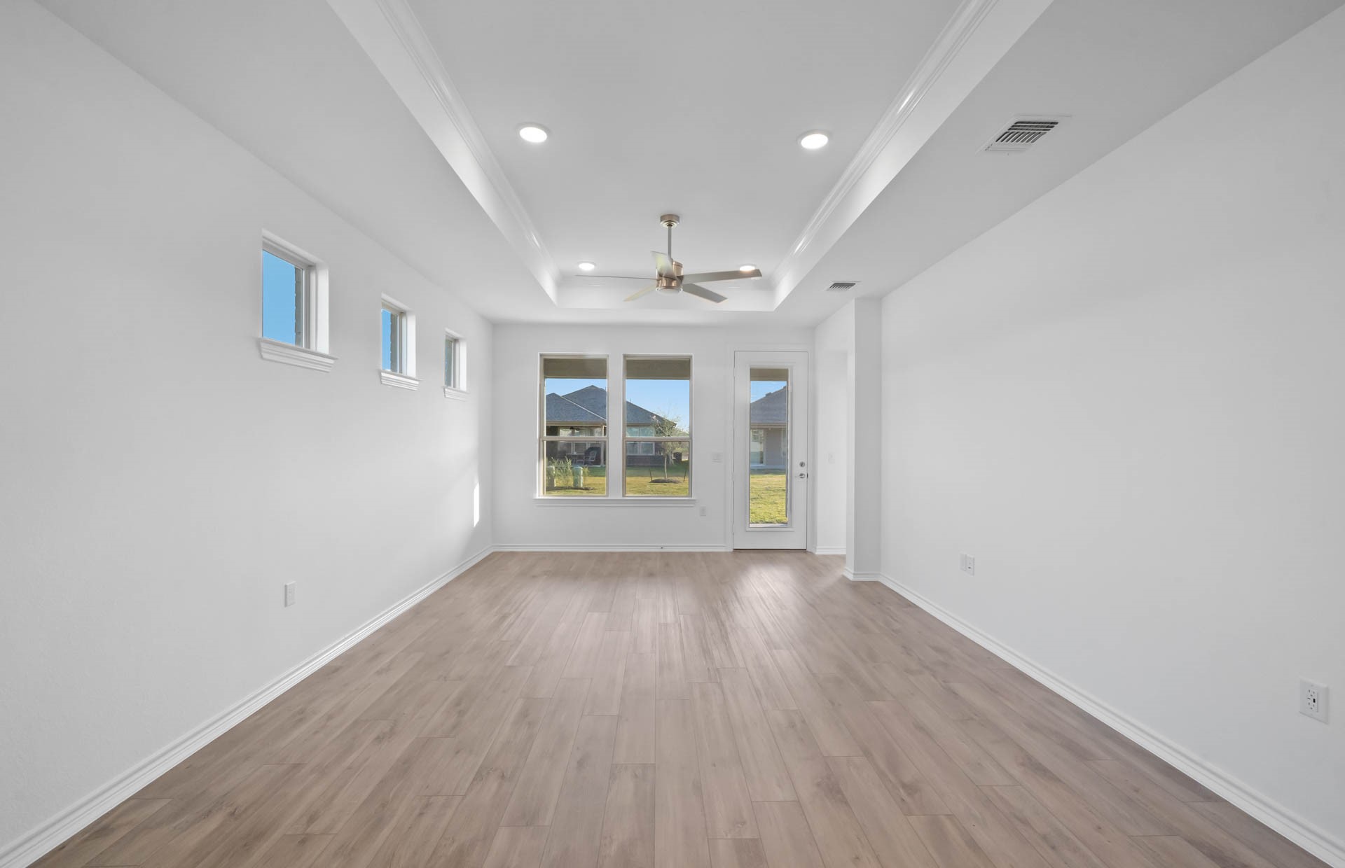 31735 Regal Drive Property Photo 9