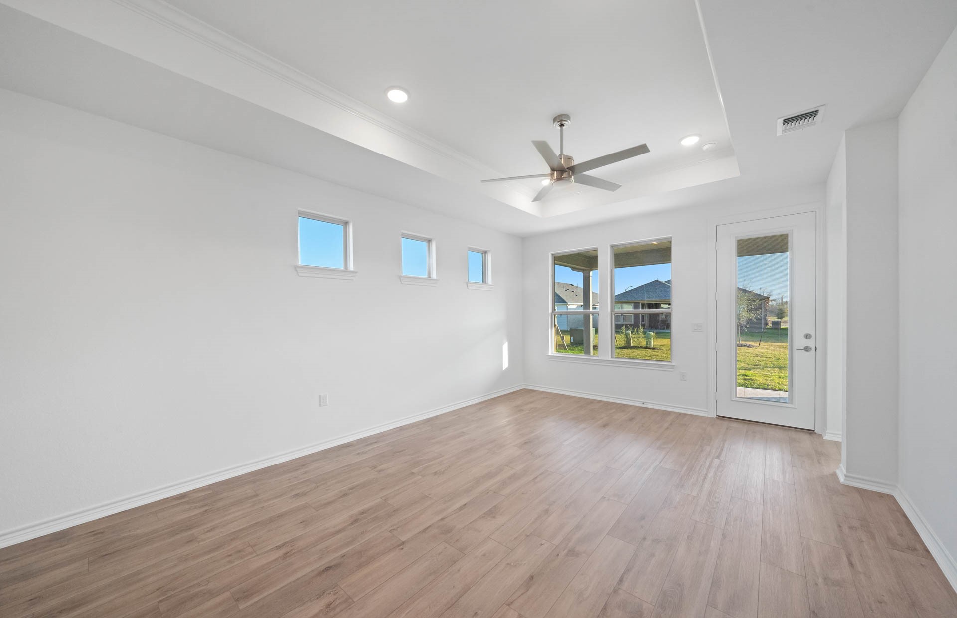 31735 Regal Drive Property Photo 16