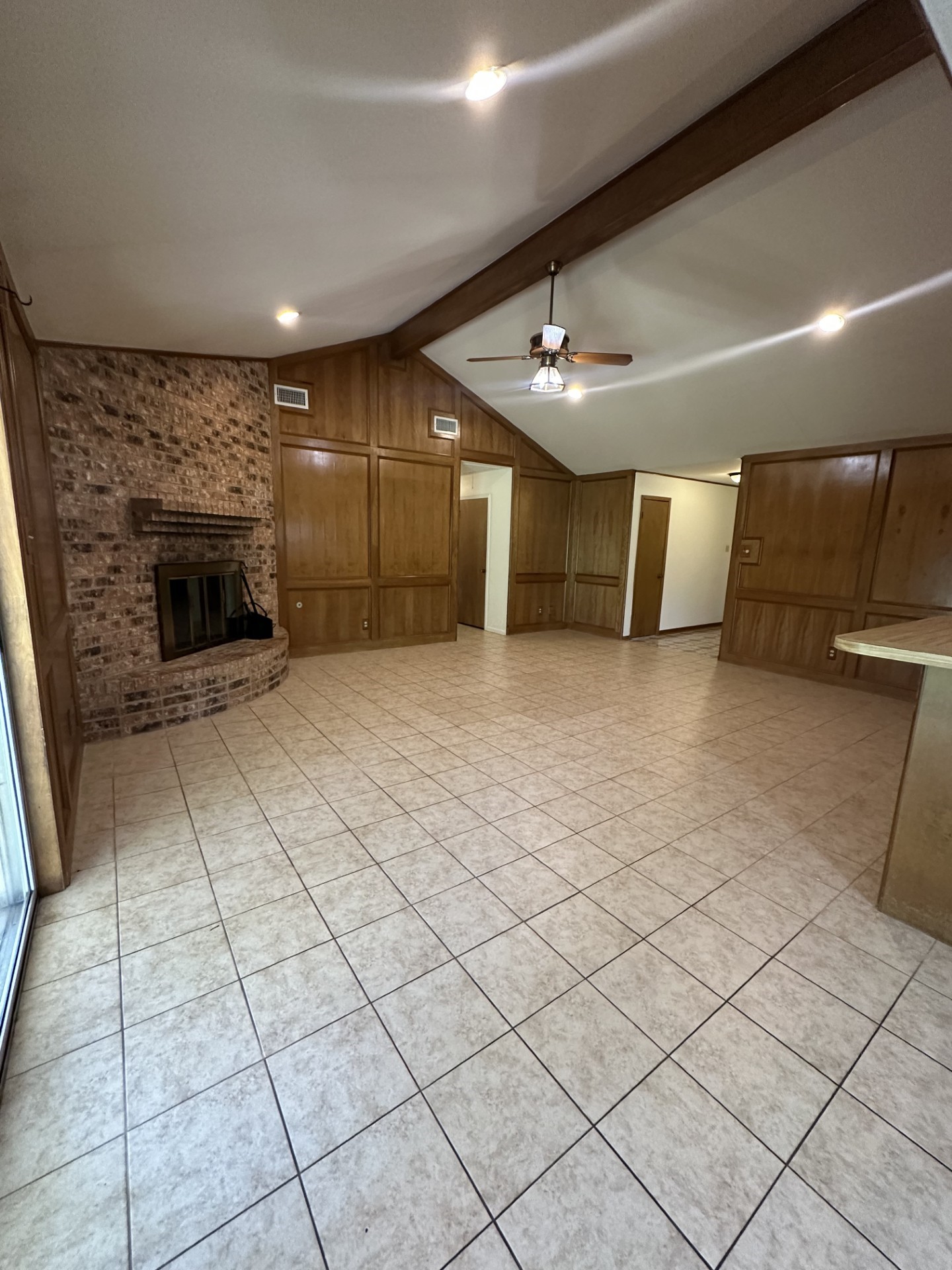 1003 Allison Property Photo 2