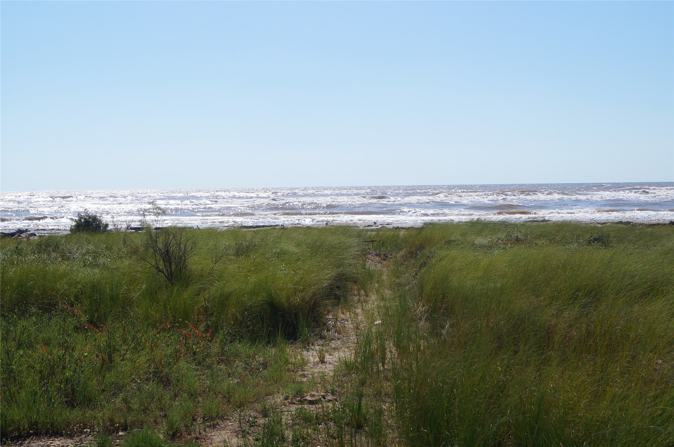 2424 Canal Drive Property Photo 12