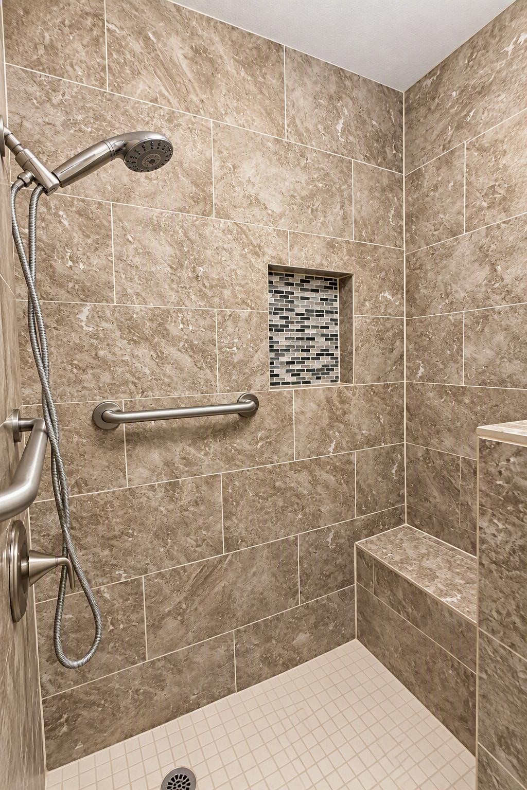 6631 Inwood West Drive Property Photo 25