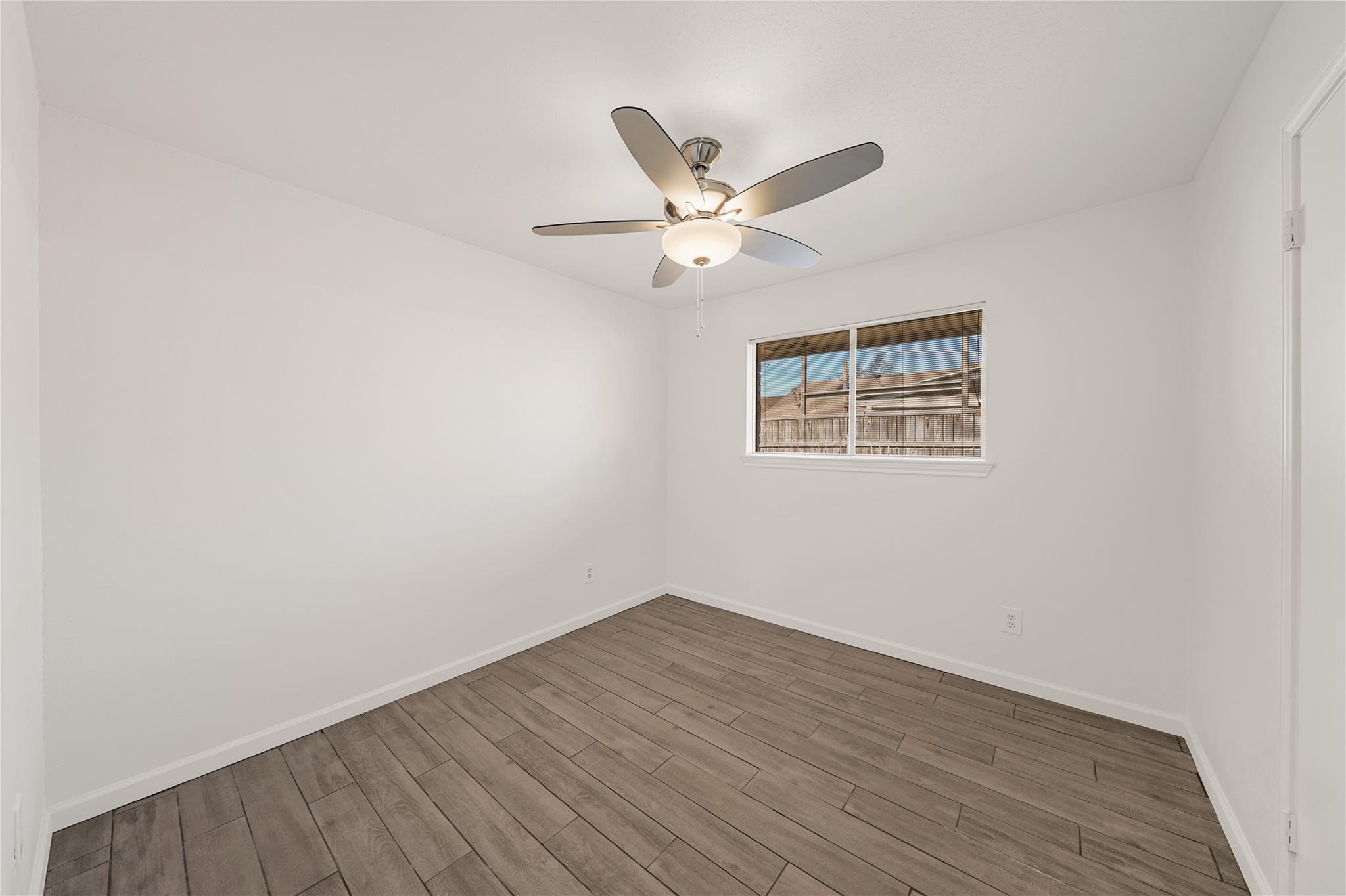 10423 Sageburrow Drive, Houston Tx 77089 Property Photo 8