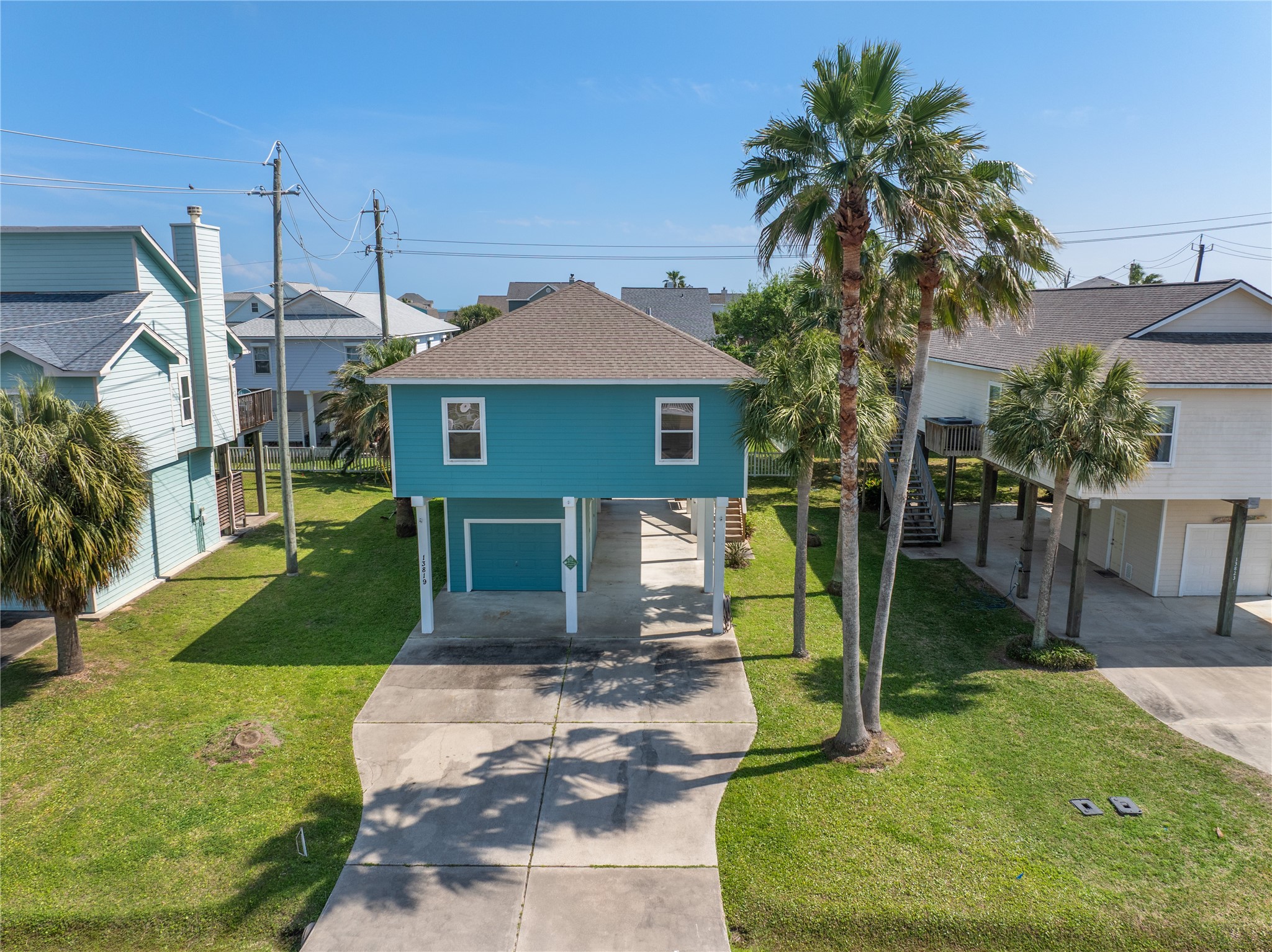 13819 Mutiny Lane Property Photo 1