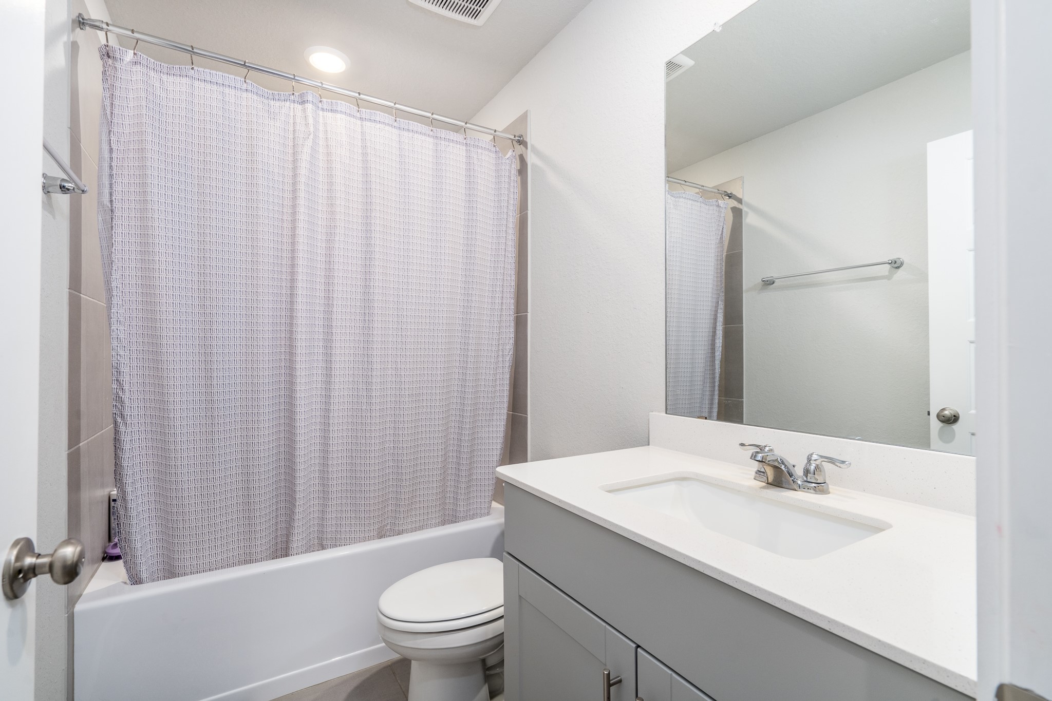 219 Charles Ridge Drive Property Photo 14