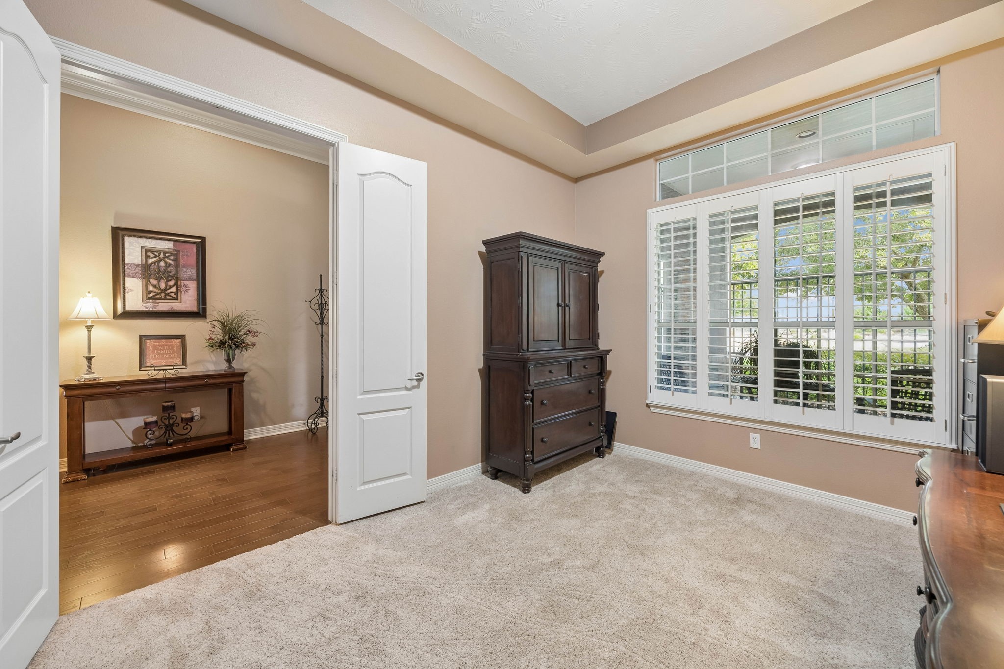 21022 W Farwood Terrace Property Photo 6