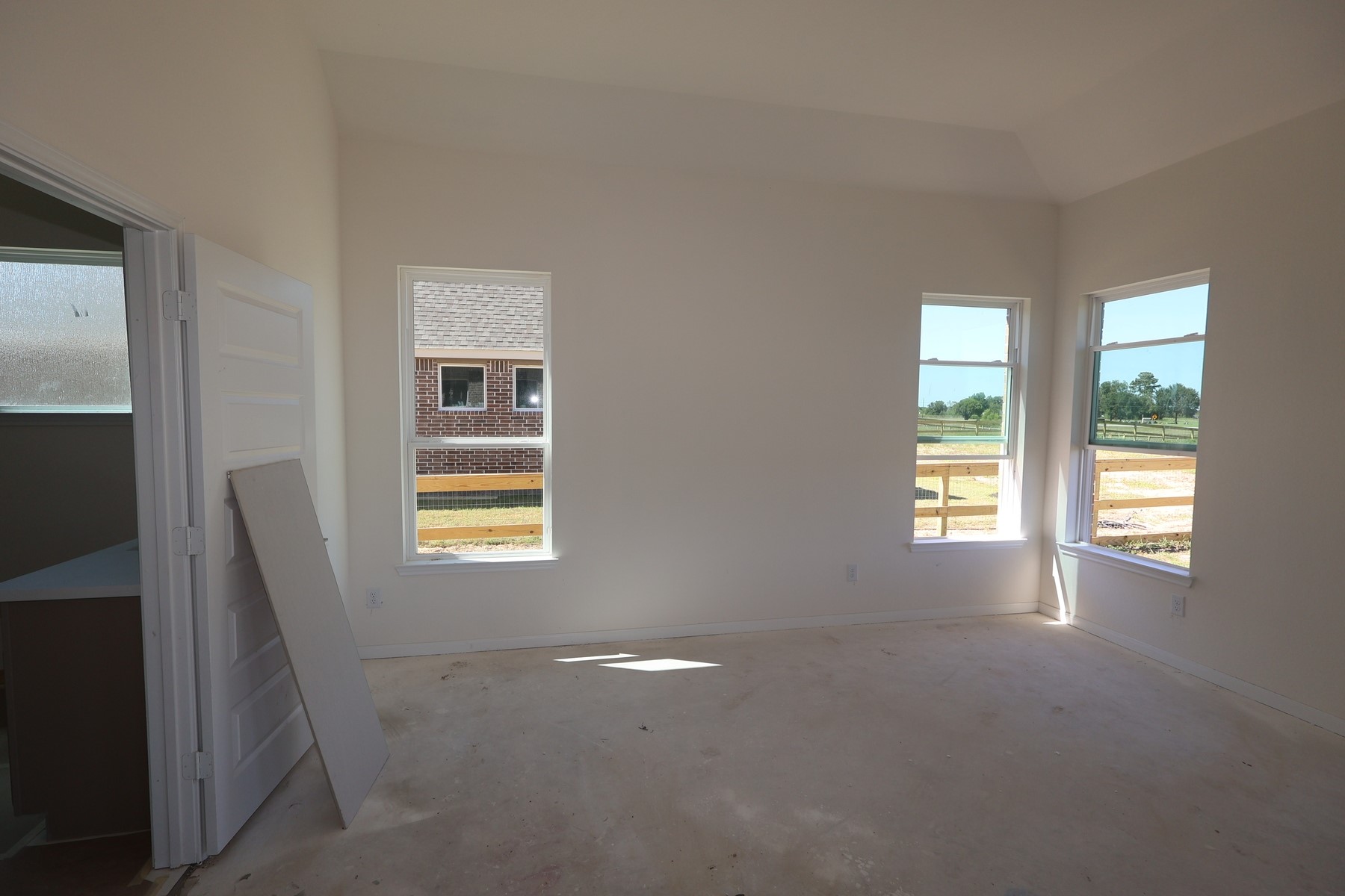 6711 Allens Landing Property Photo 8