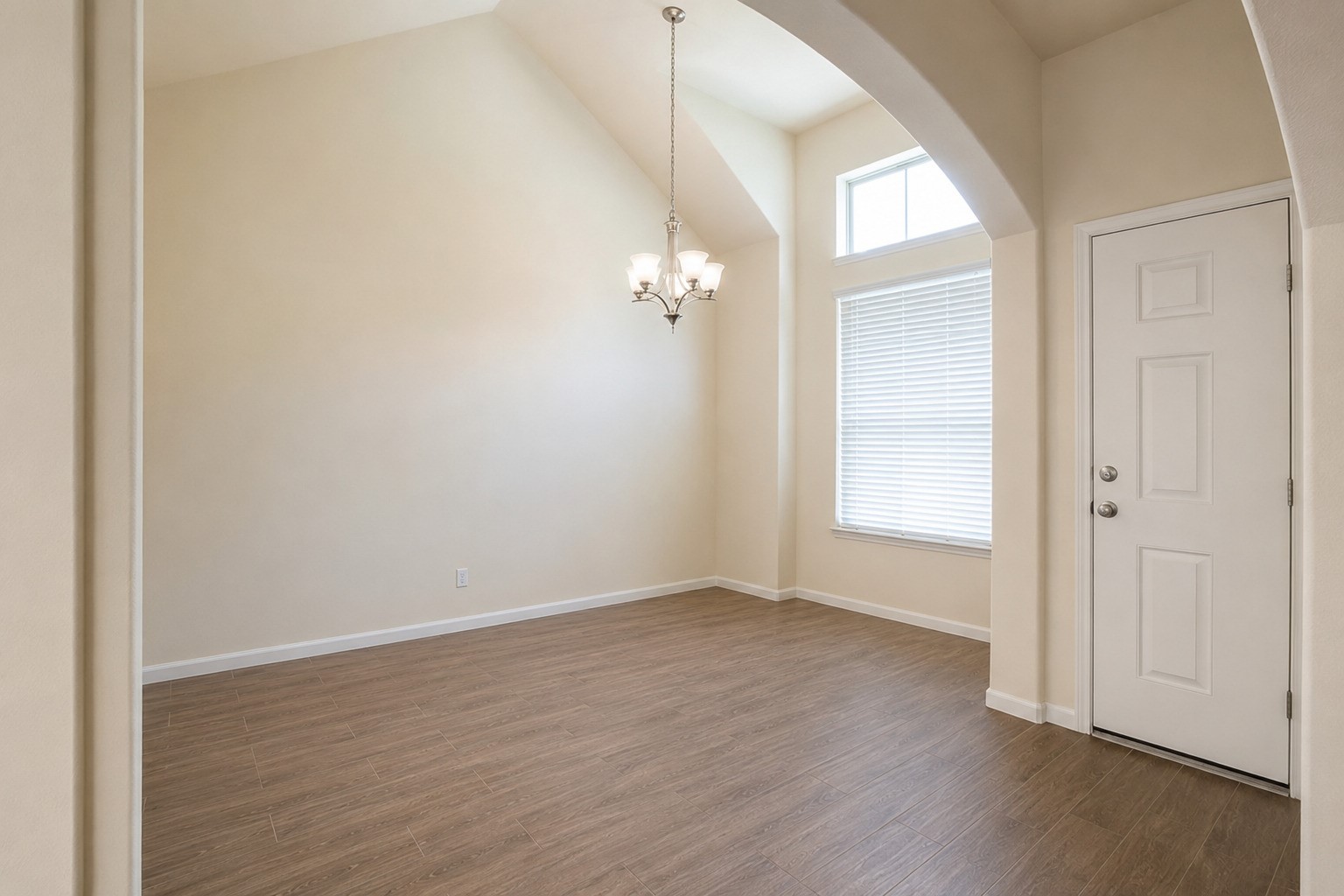5707 Harmony Bay Circle Property Photo 13