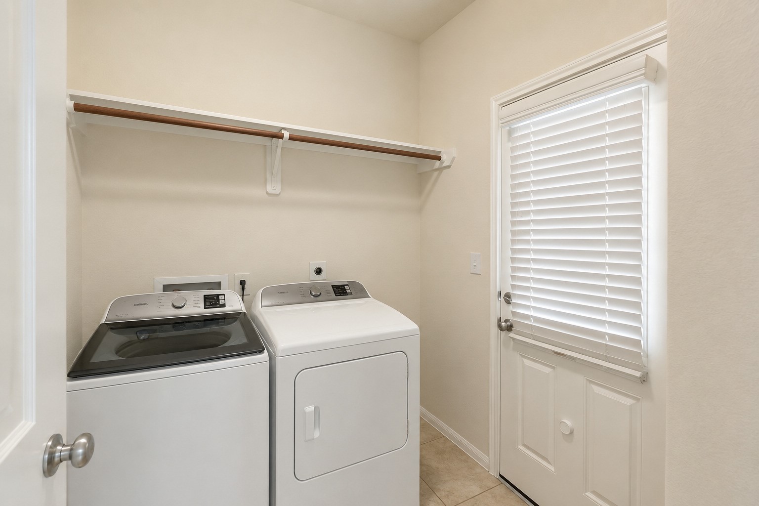 5707 Harmony Bay Circle Property Photo 17