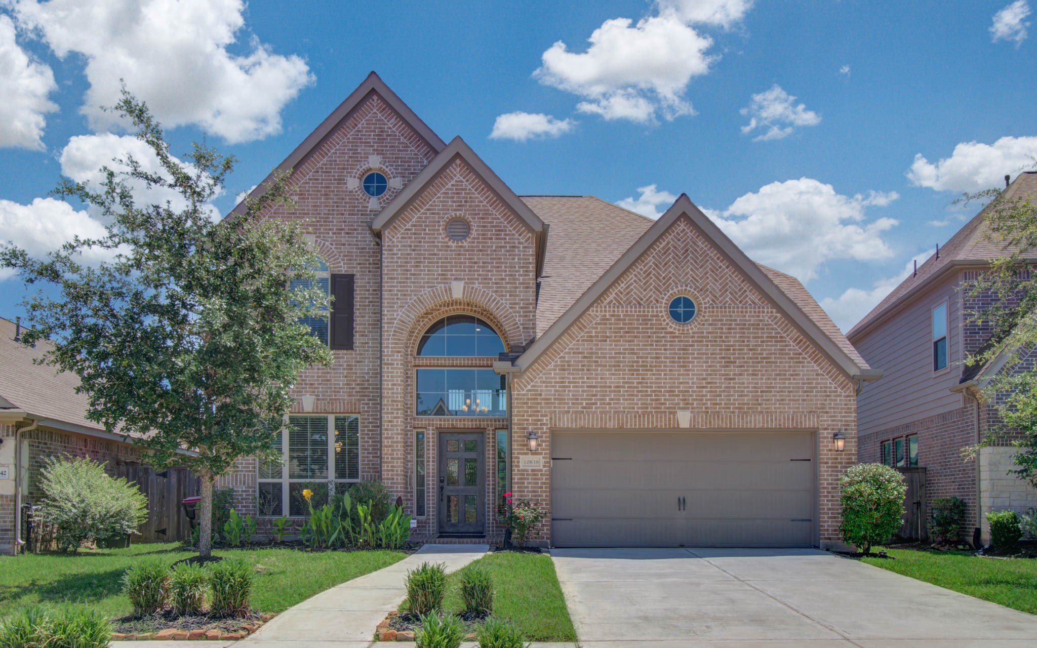 10838 Bouldin Creek Property Photo 1