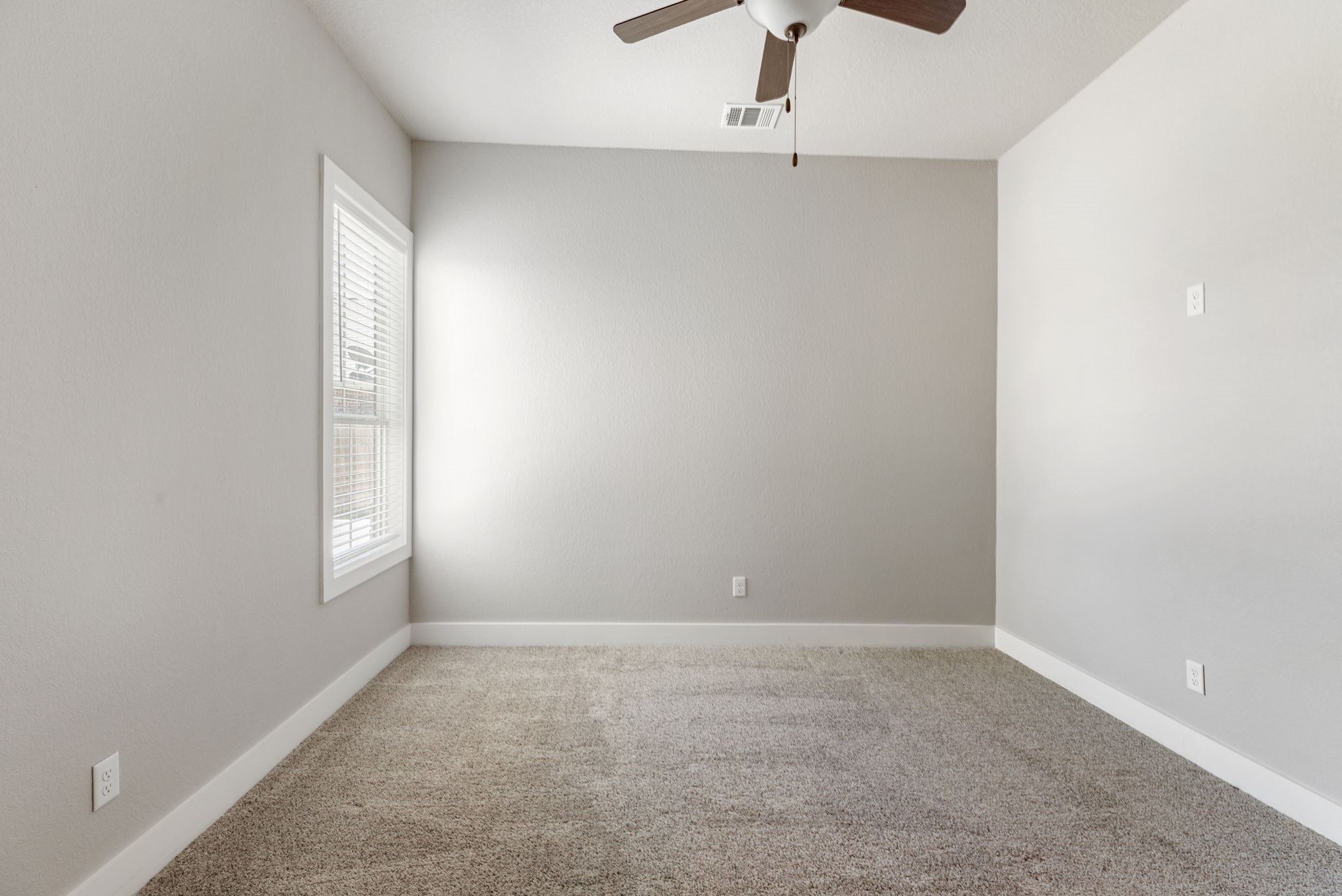 1931 Spanish Moss Drive Property Photo 32