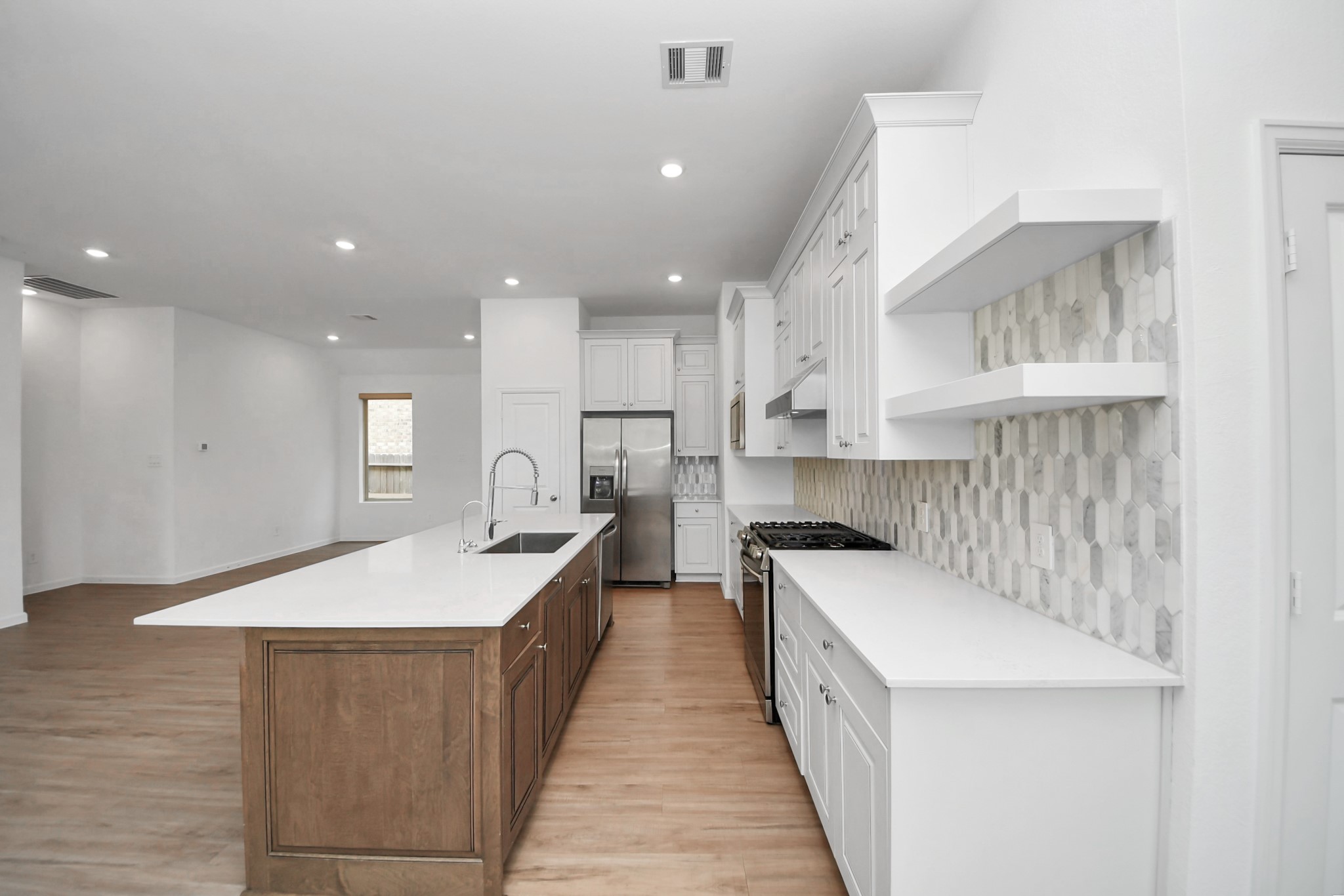 15623 Red Panda Road Property Photo 11