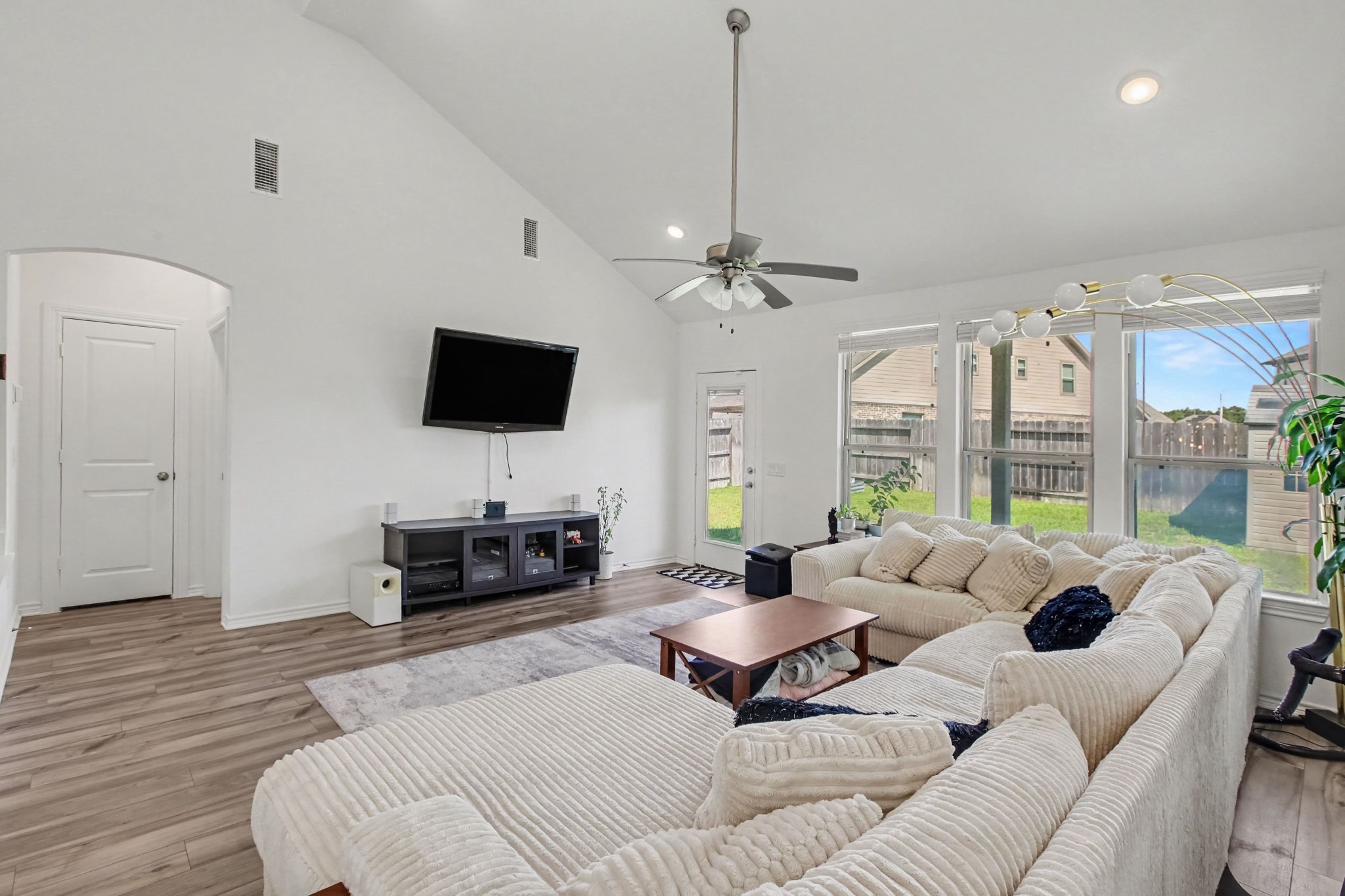 14361 Cedar Shadow Drive Property Photo 3