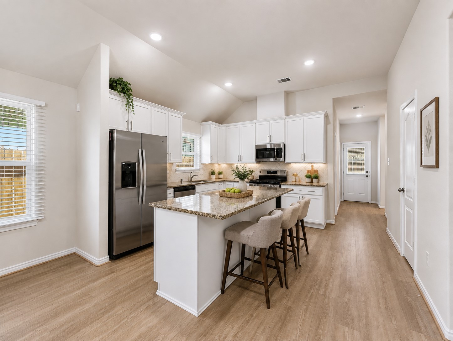 27106 Grey Fox Run Property Photo 10